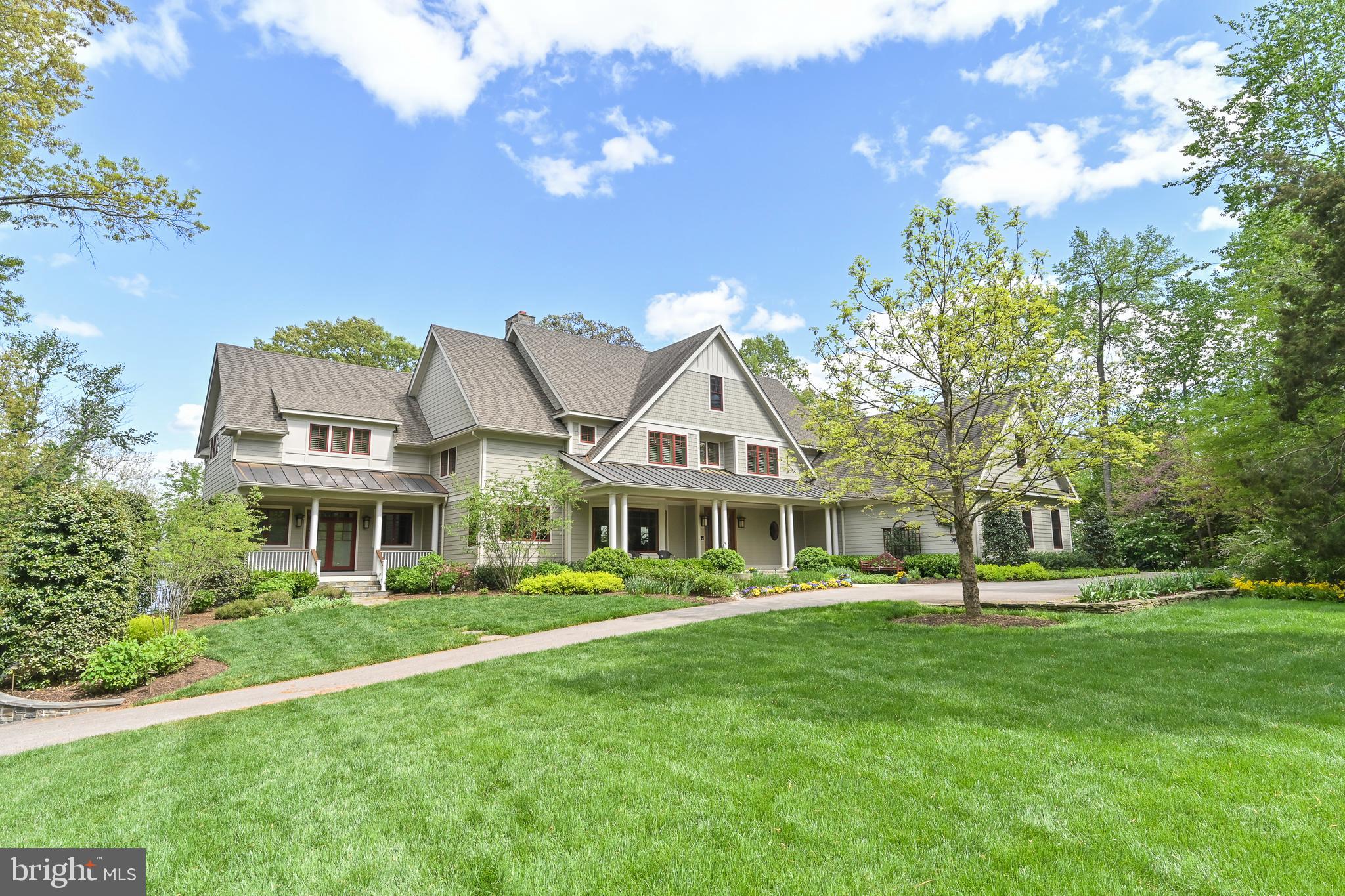 HALLOWING POINT RIVER ESTATES - Residential