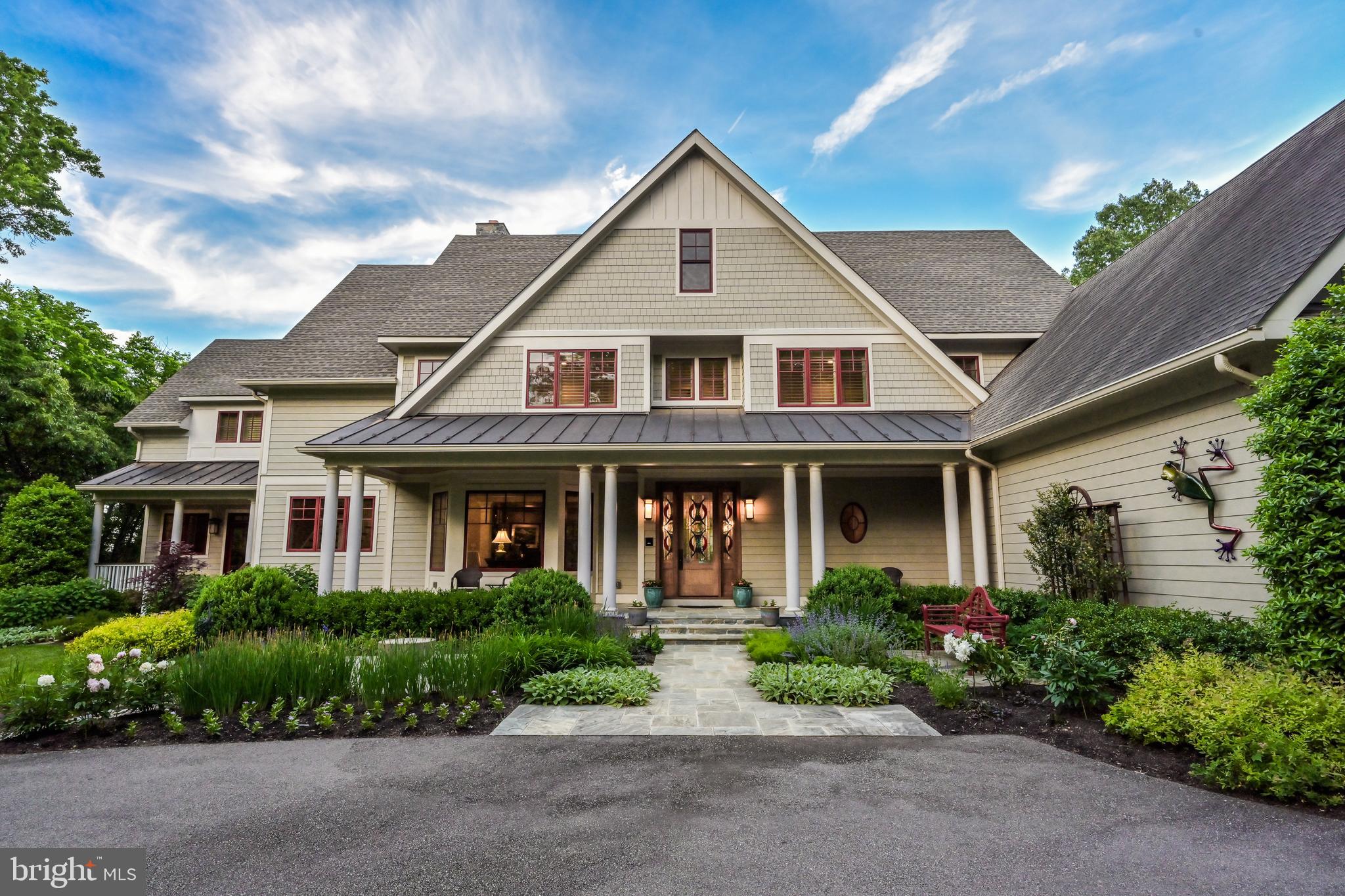 HALLOWING POINT RIVER ESTATES - Residential