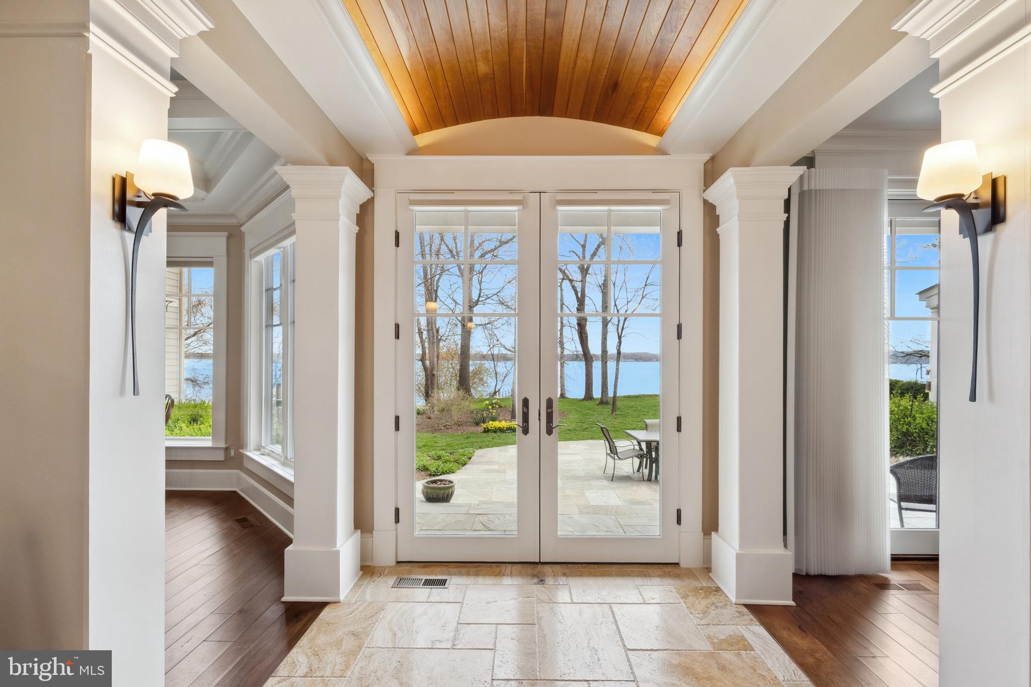 HALLOWING POINT RIVER ESTATES - Residential