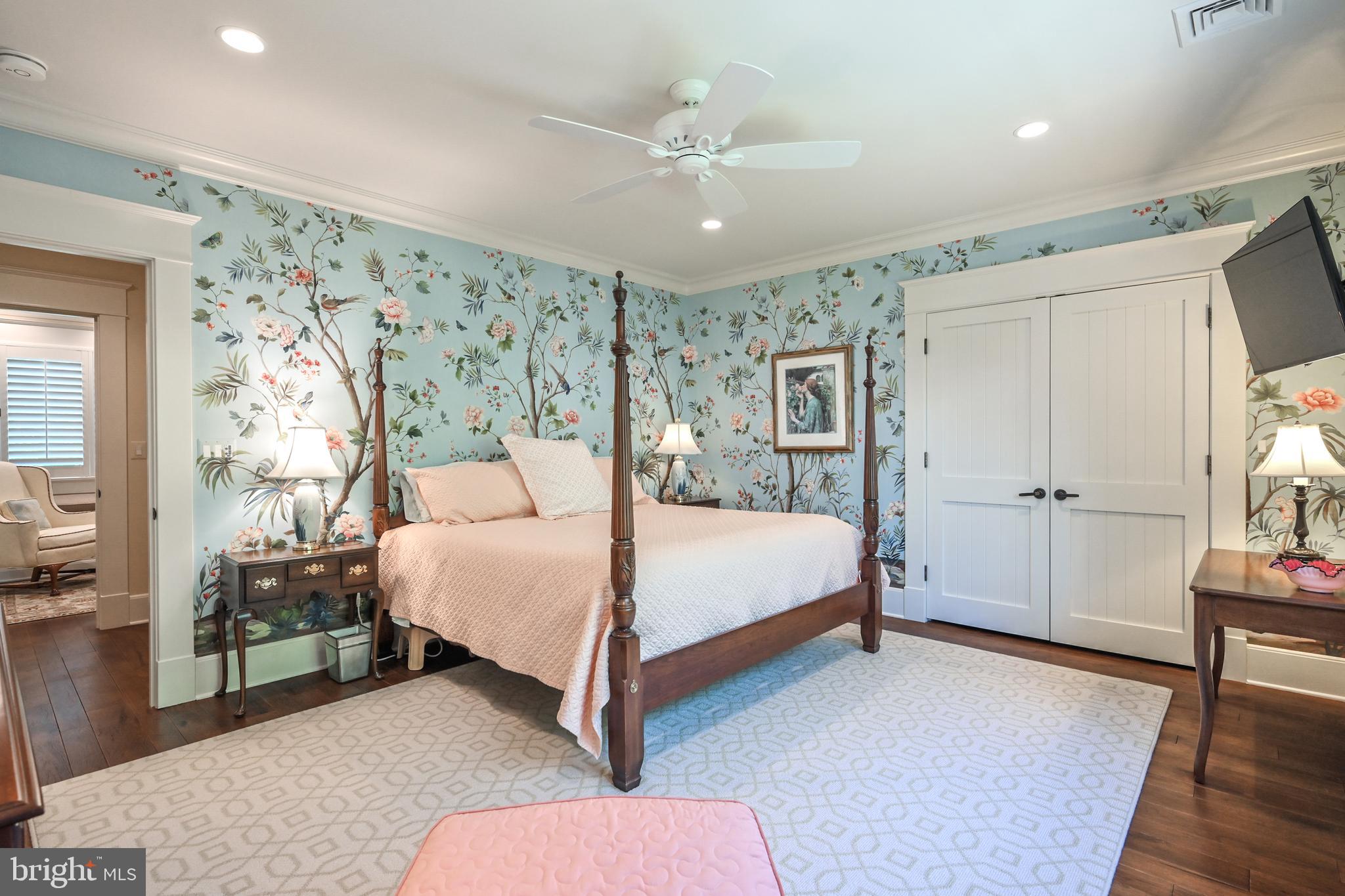 HALLOWING POINT RIVER ESTATES - Residential