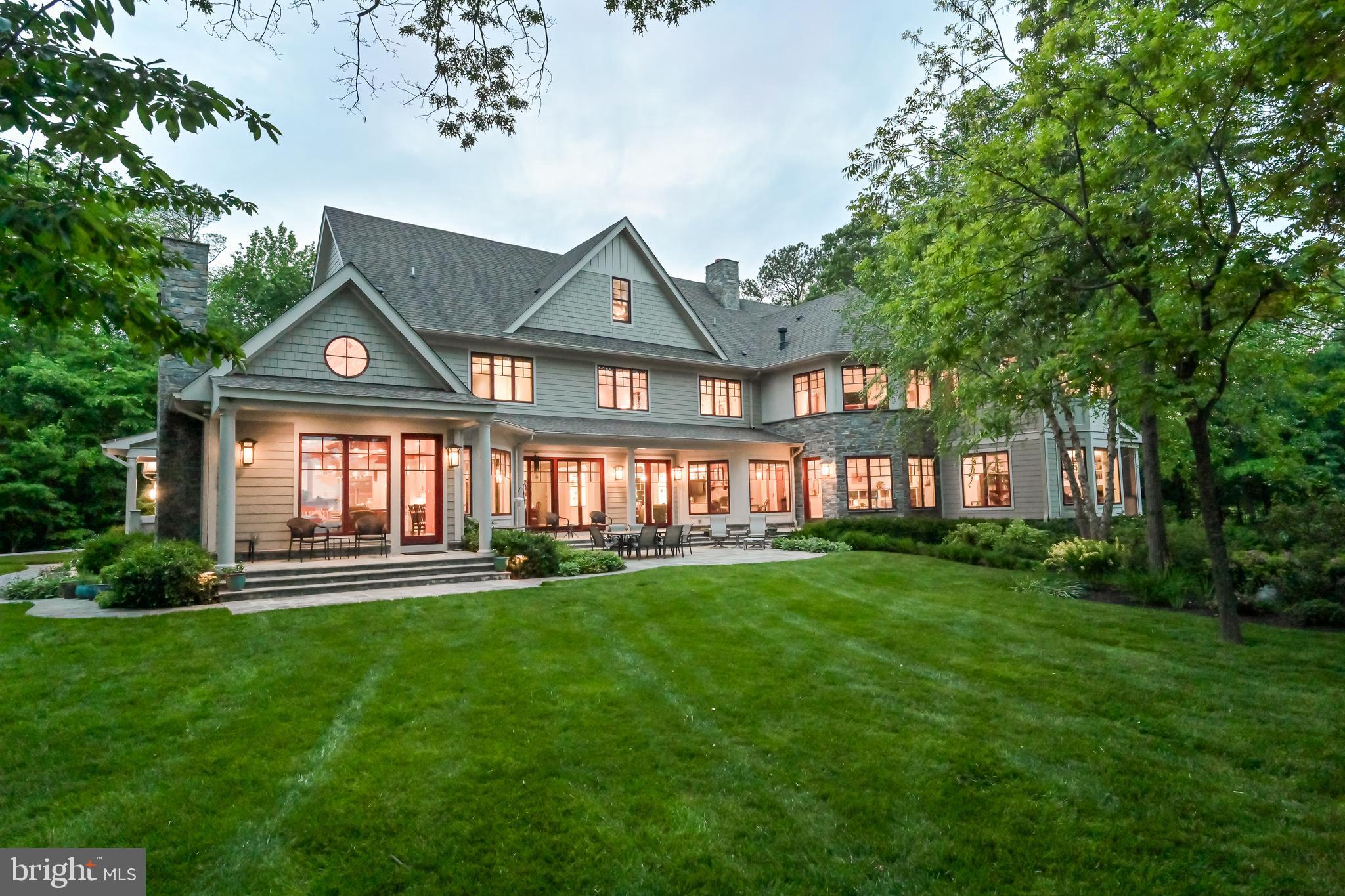 HALLOWING POINT RIVER ESTATES - Residential