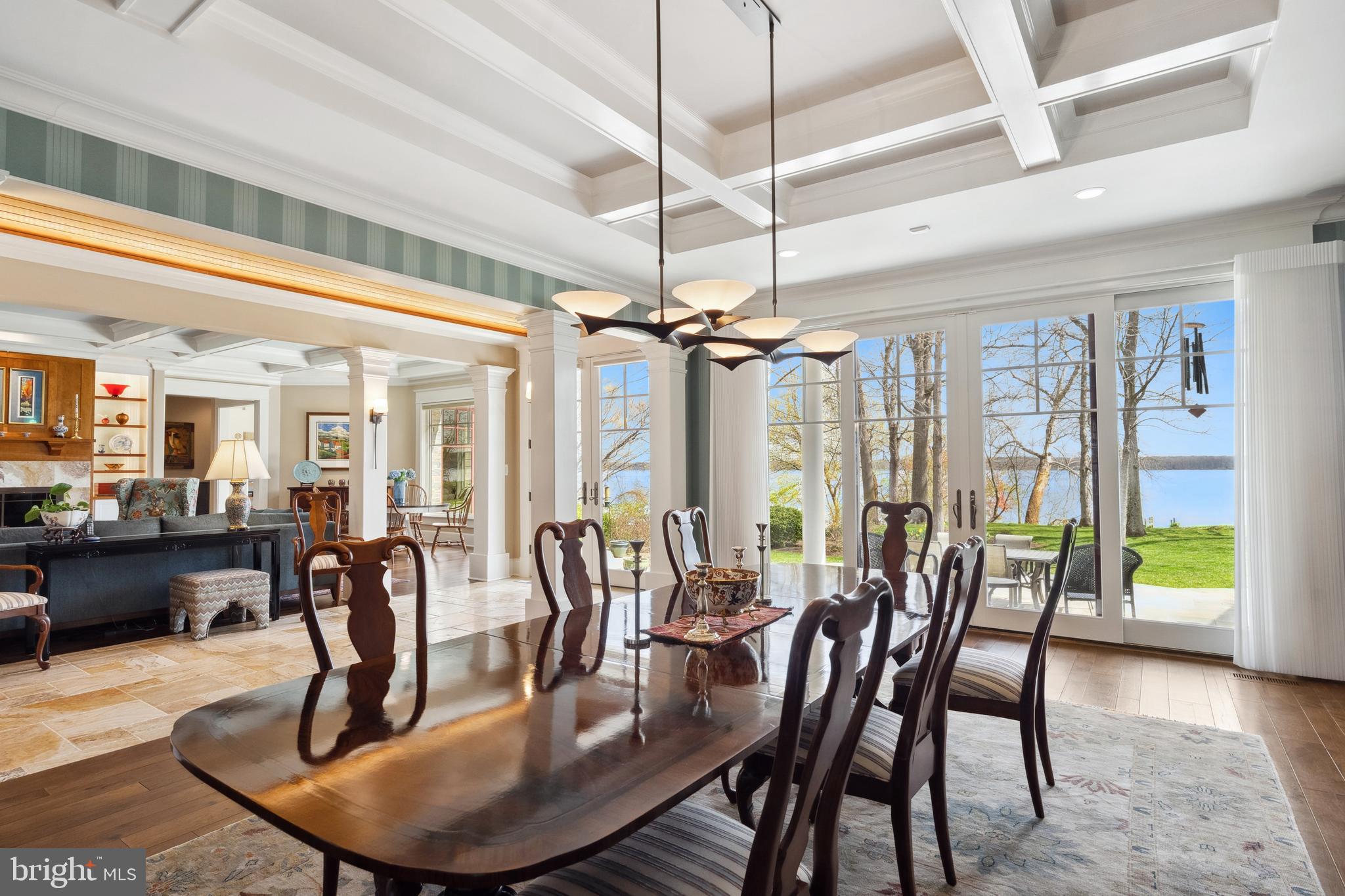 HALLOWING POINT RIVER ESTATES - Residential