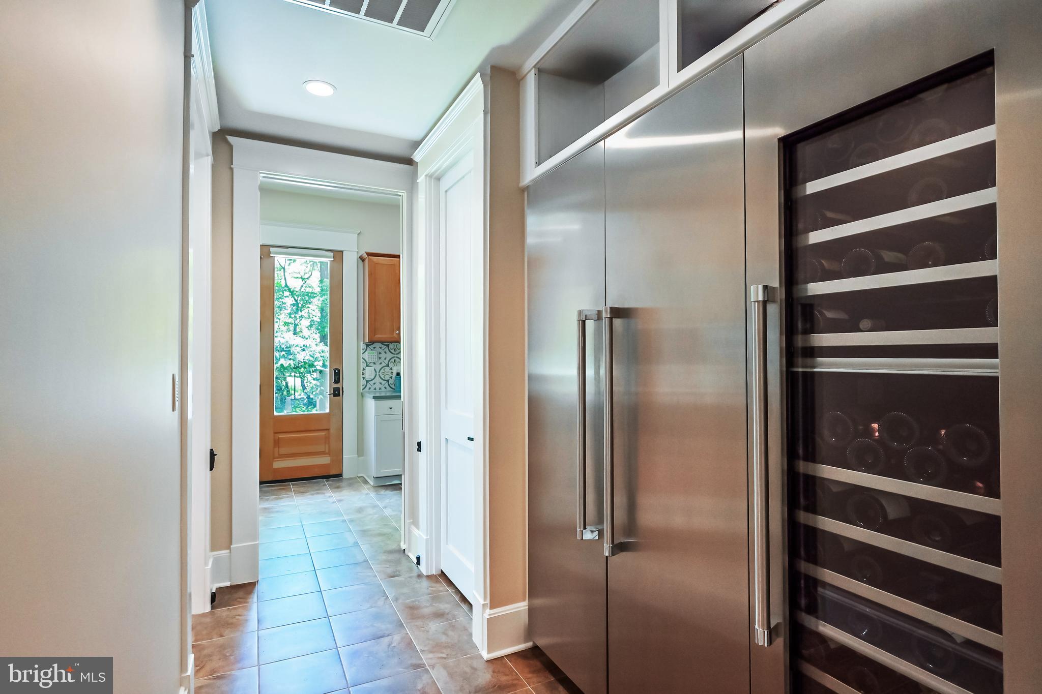 HALLOWING POINT RIVER ESTATES - Residential