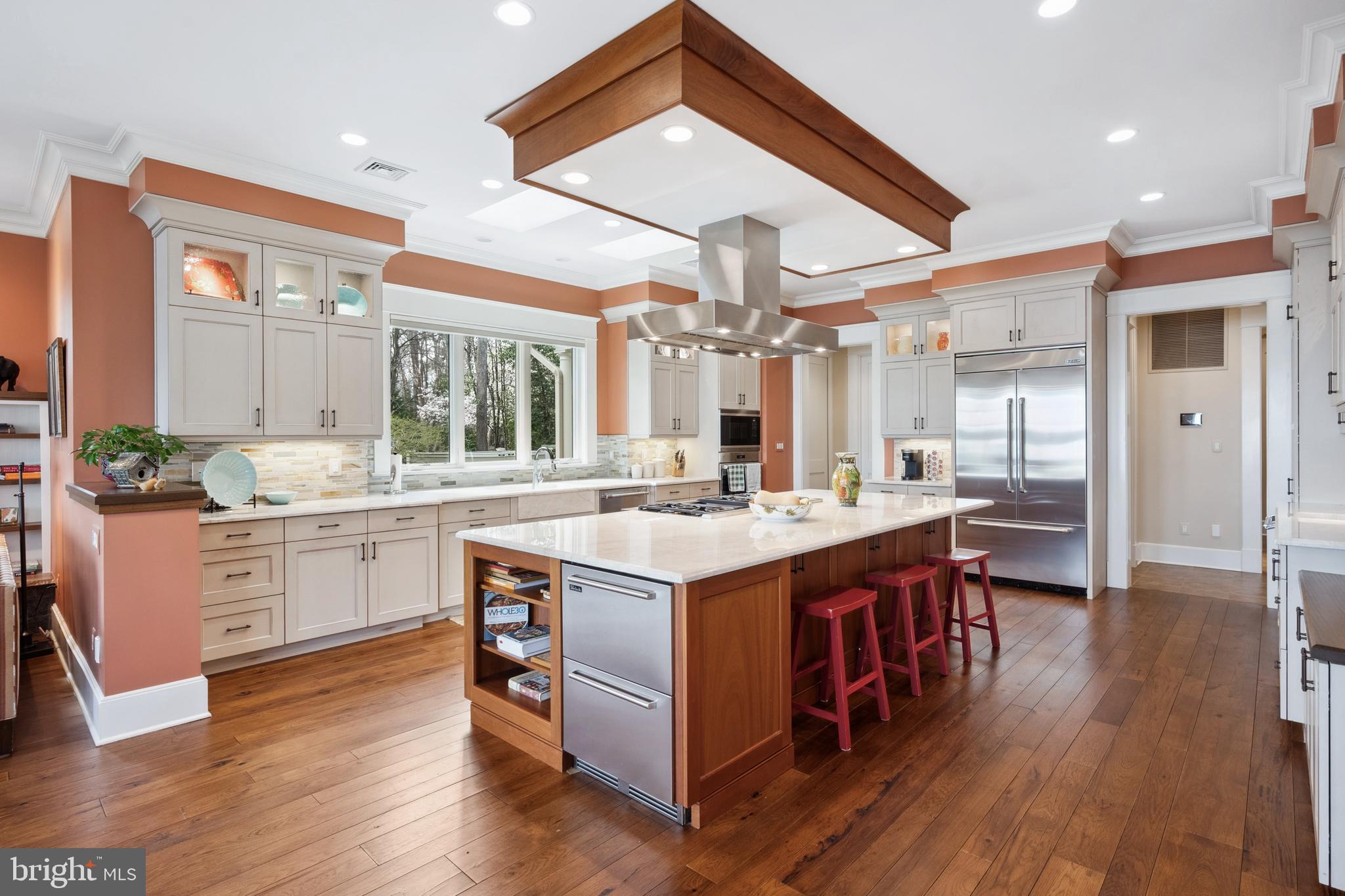 HALLOWING POINT RIVER ESTATES - Residential