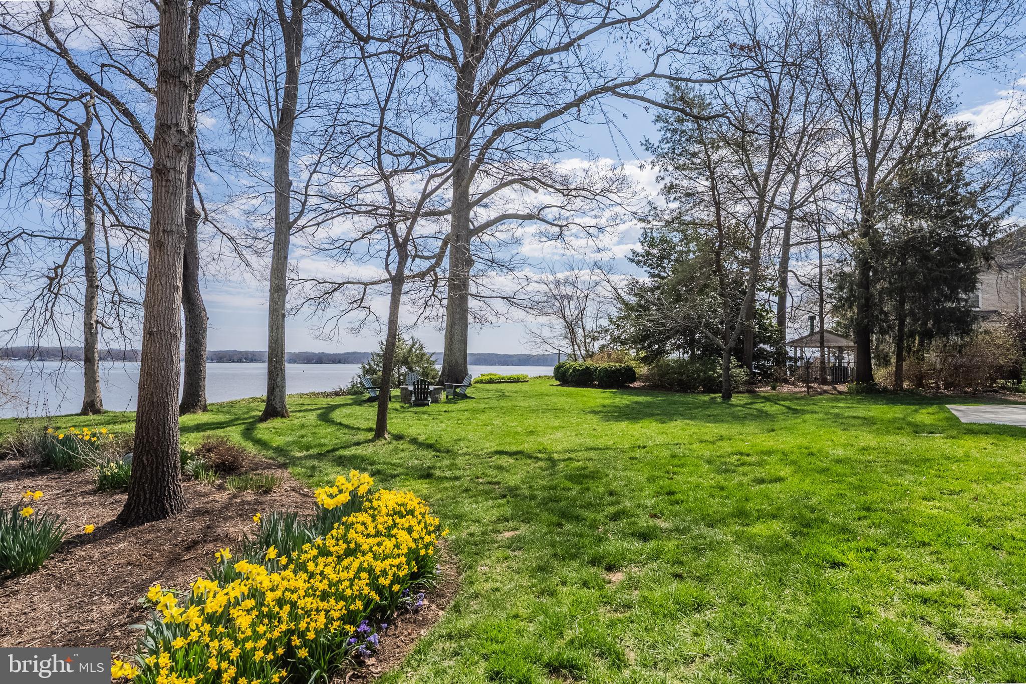 HALLOWING POINT RIVER ESTATES - Residential