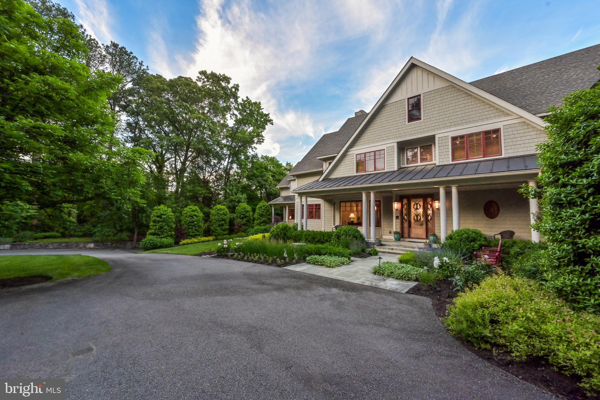 HALLOWING POINT RIVER ESTATES - Residential