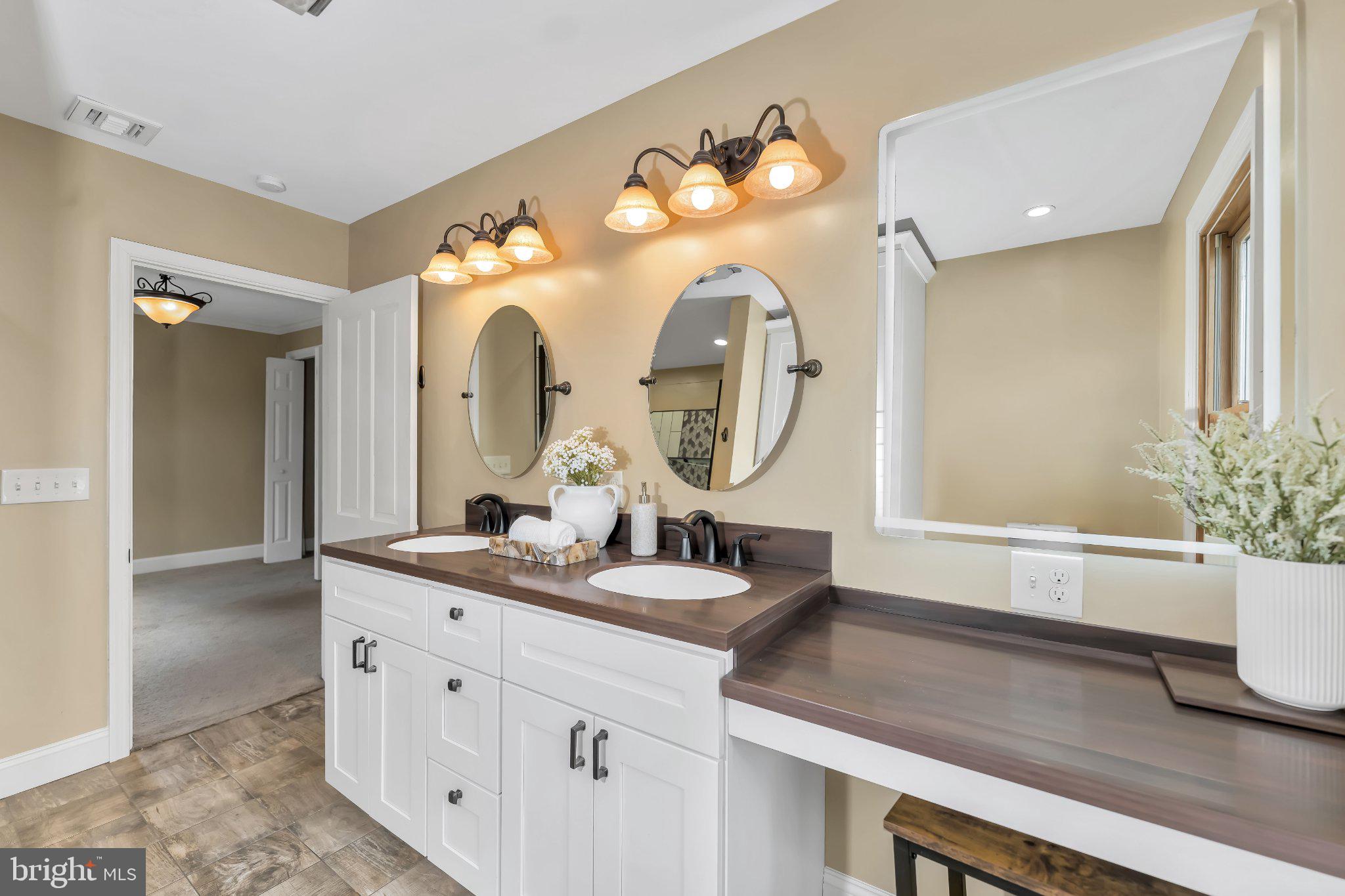 MECHANICSBURG BOROUGH - Residential