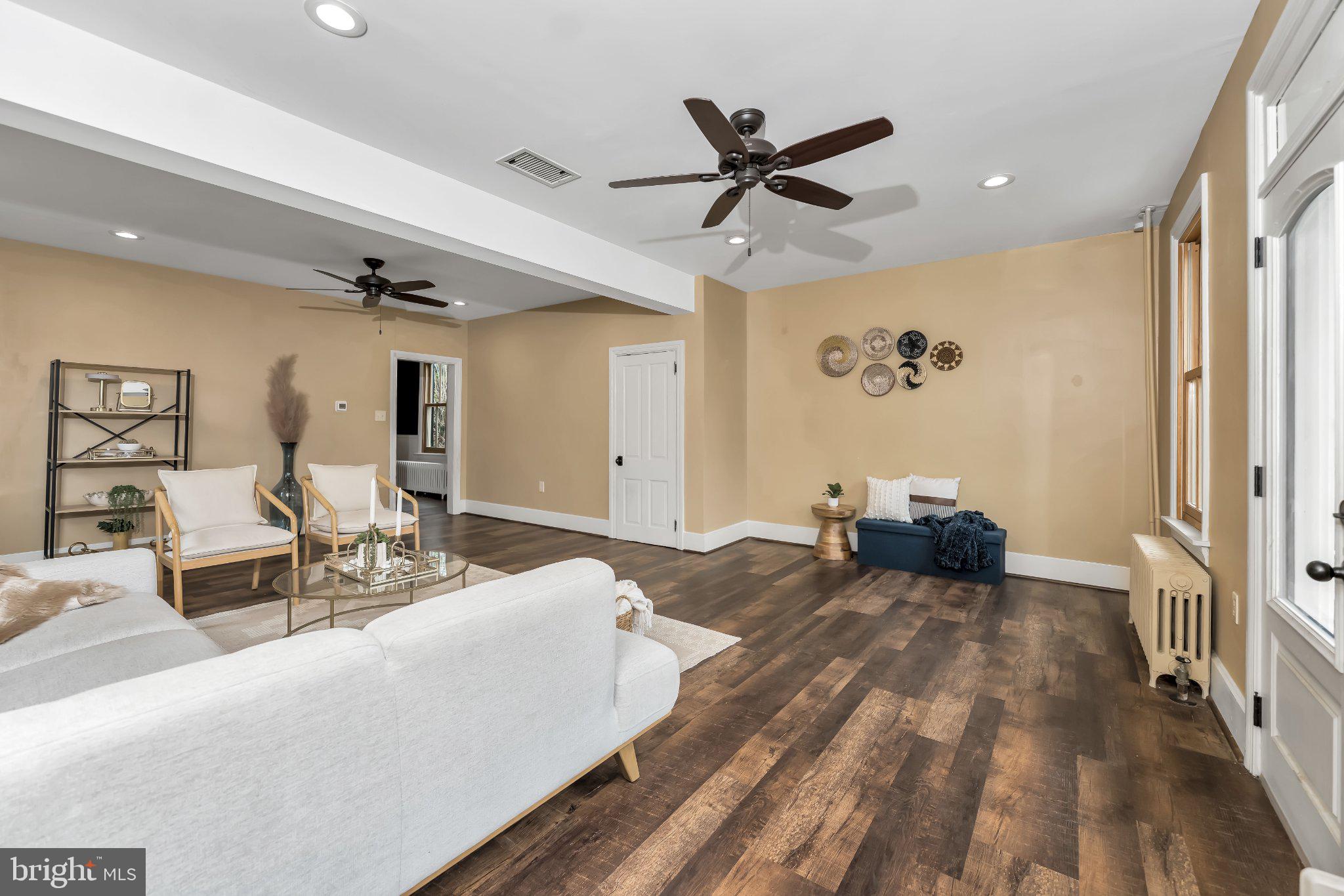 MECHANICSBURG BOROUGH - Residential