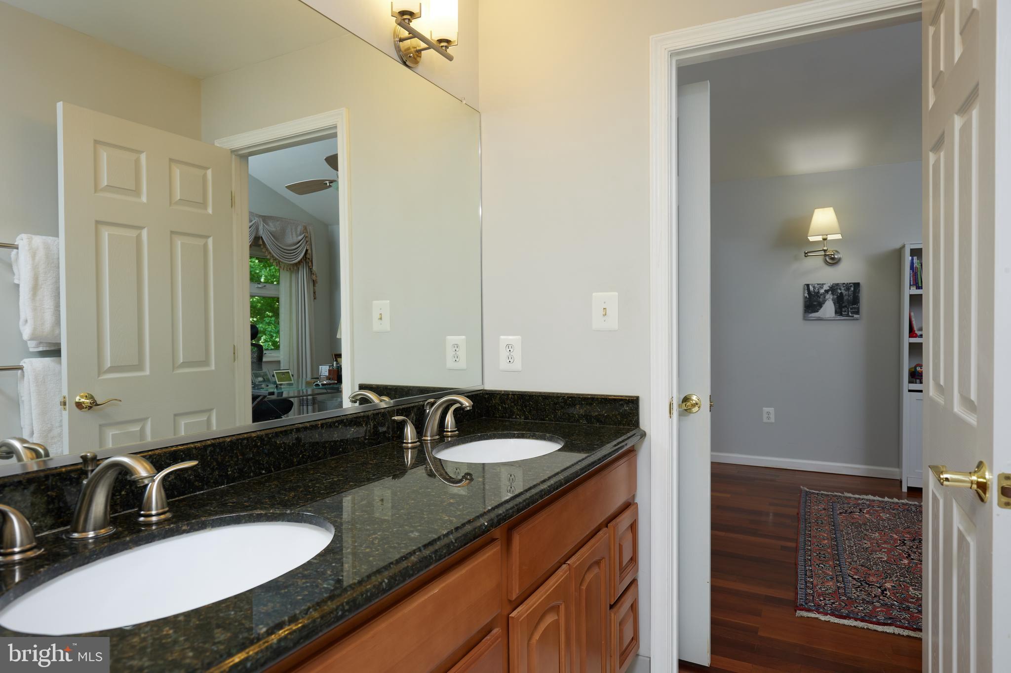 CONGRESSIONAL COUNTRY CLUB ESTATES - Residential