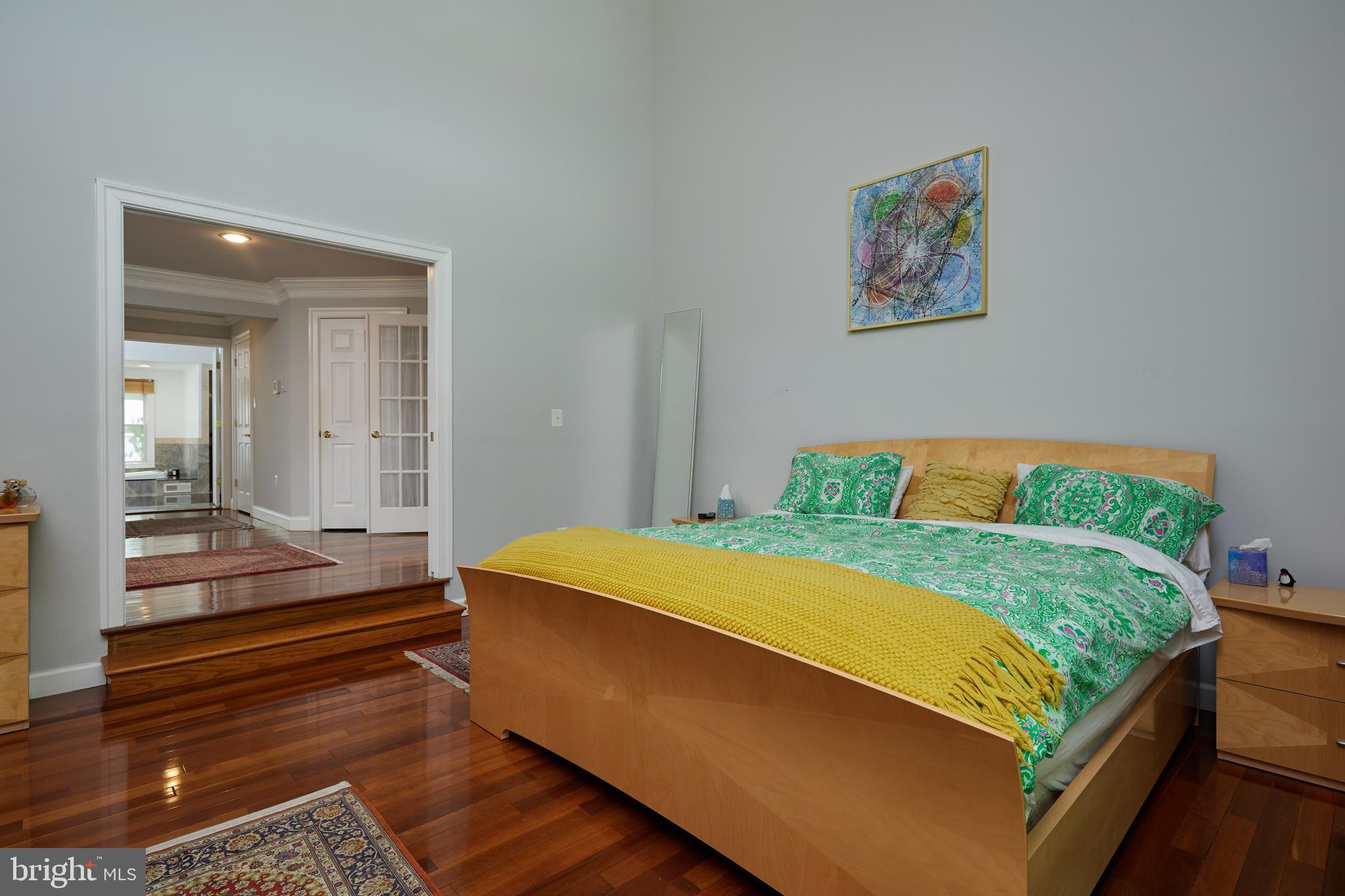 CONGRESSIONAL COUNTRY CLUB ESTATES - Residential