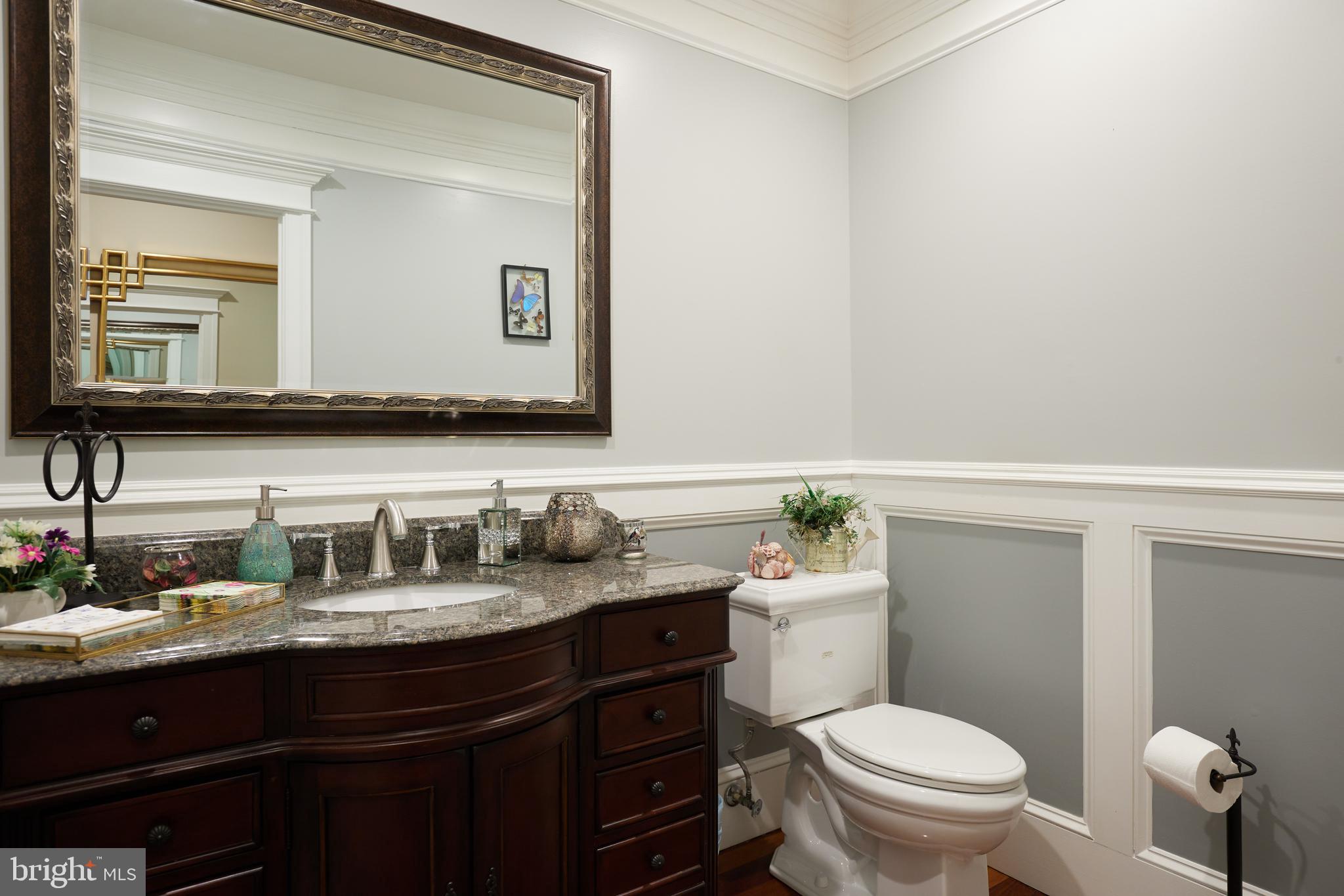 CONGRESSIONAL COUNTRY CLUB ESTATES - Residential