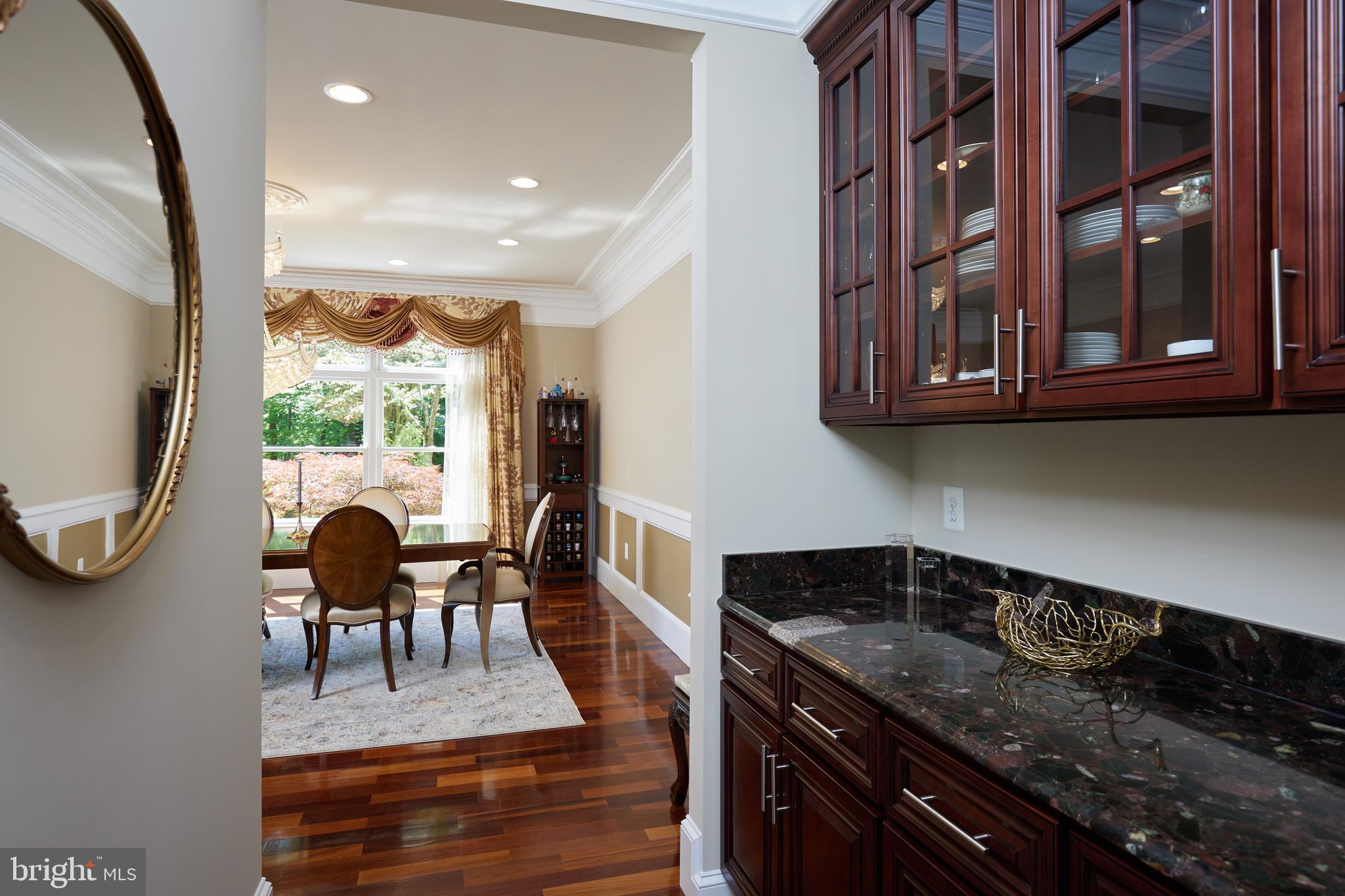 CONGRESSIONAL COUNTRY CLUB ESTATES - Residential