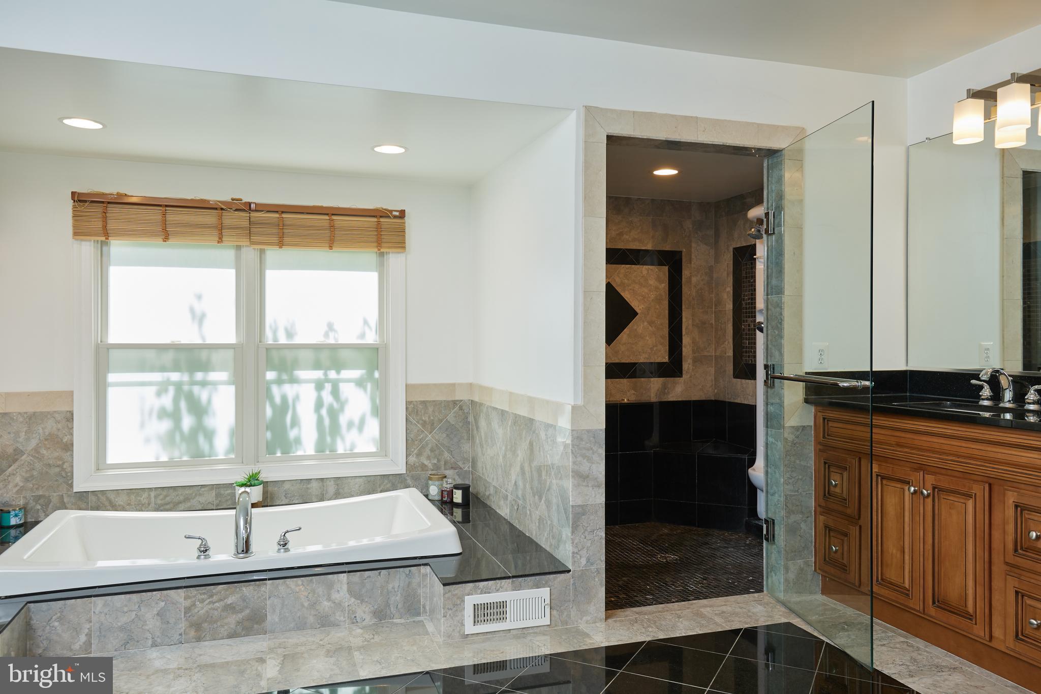 CONGRESSIONAL COUNTRY CLUB ESTATES - Residential