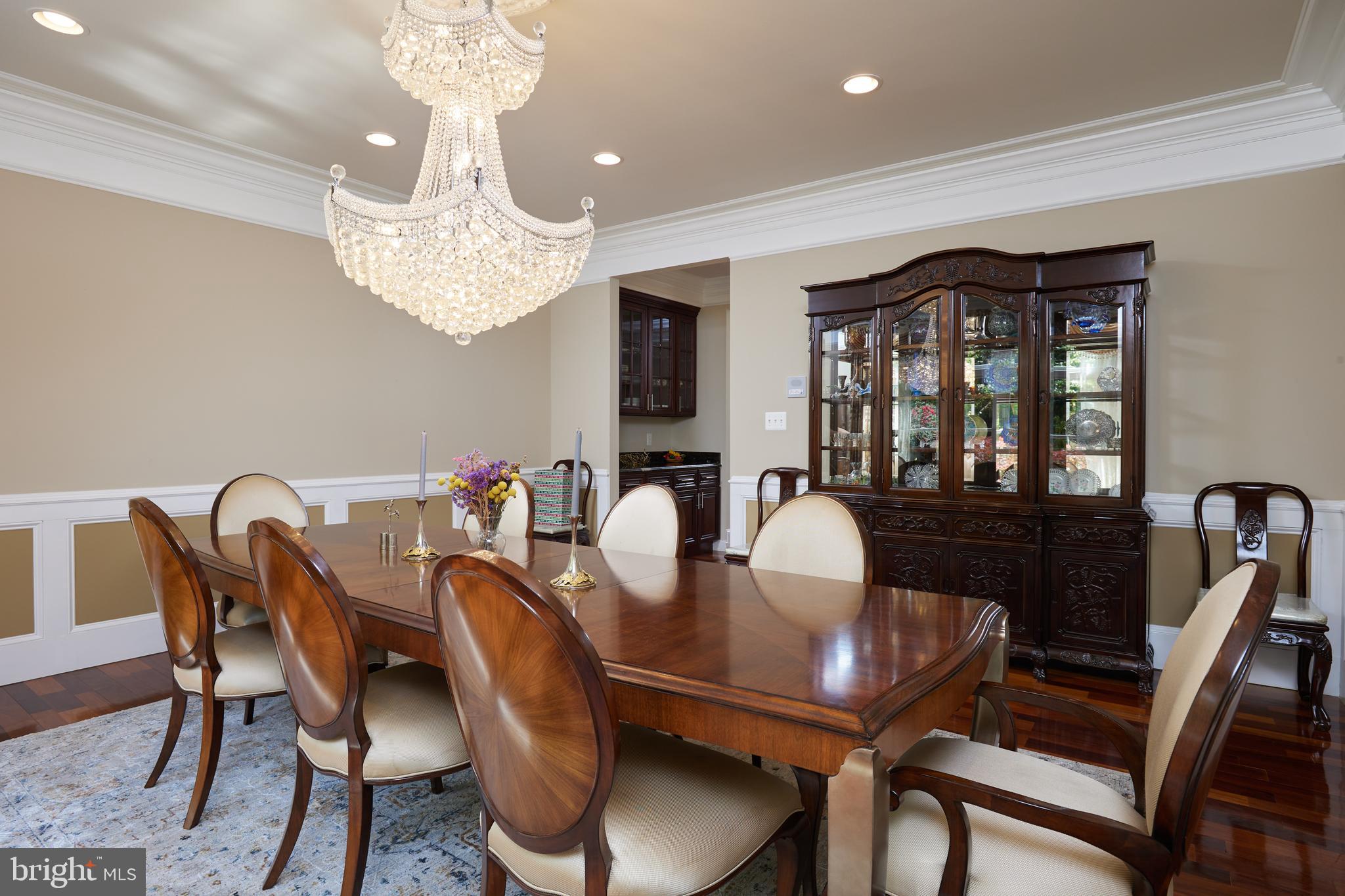 CONGRESSIONAL COUNTRY CLUB ESTATES - Residential