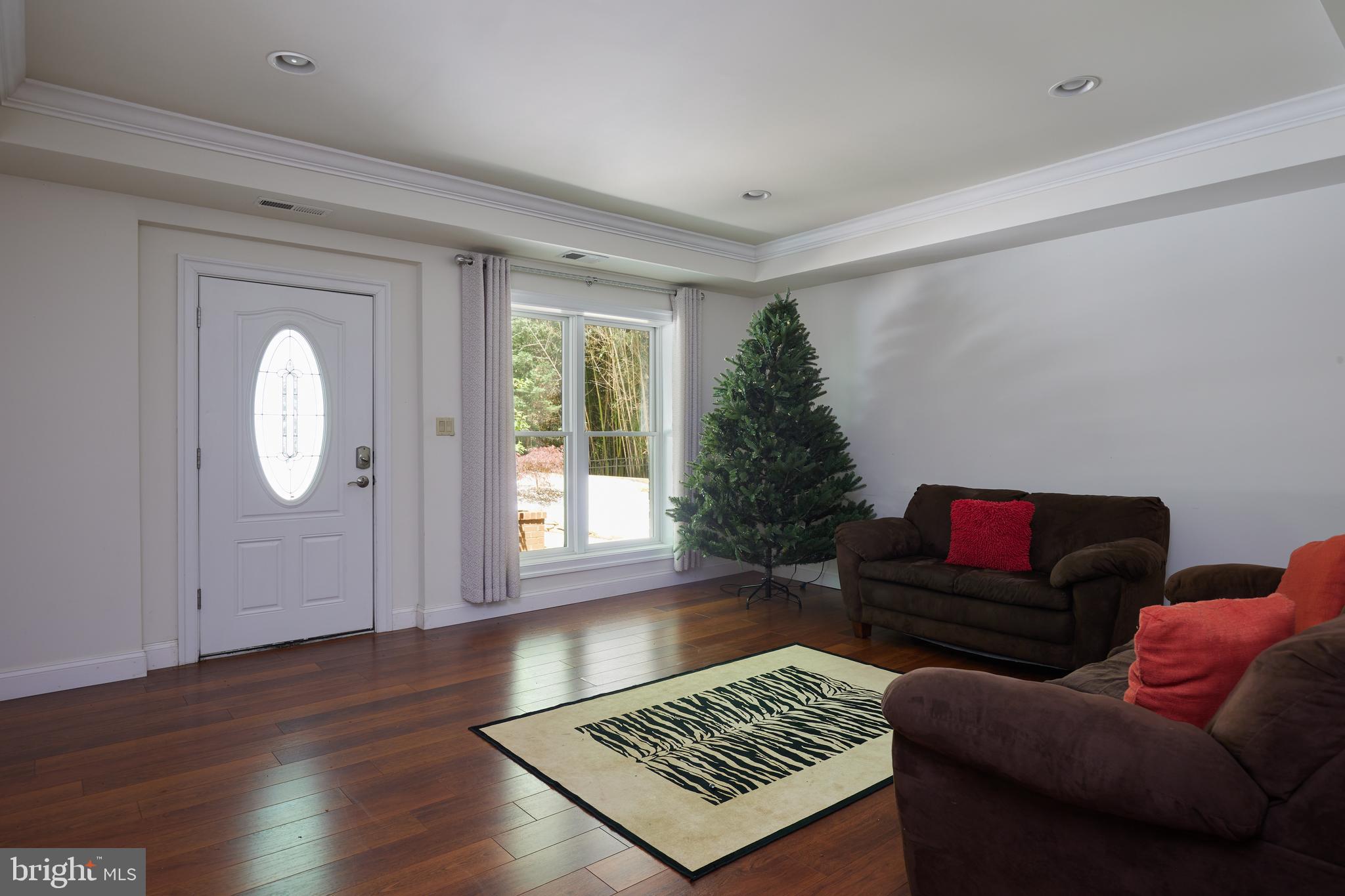 CONGRESSIONAL COUNTRY CLUB ESTATES - Residential