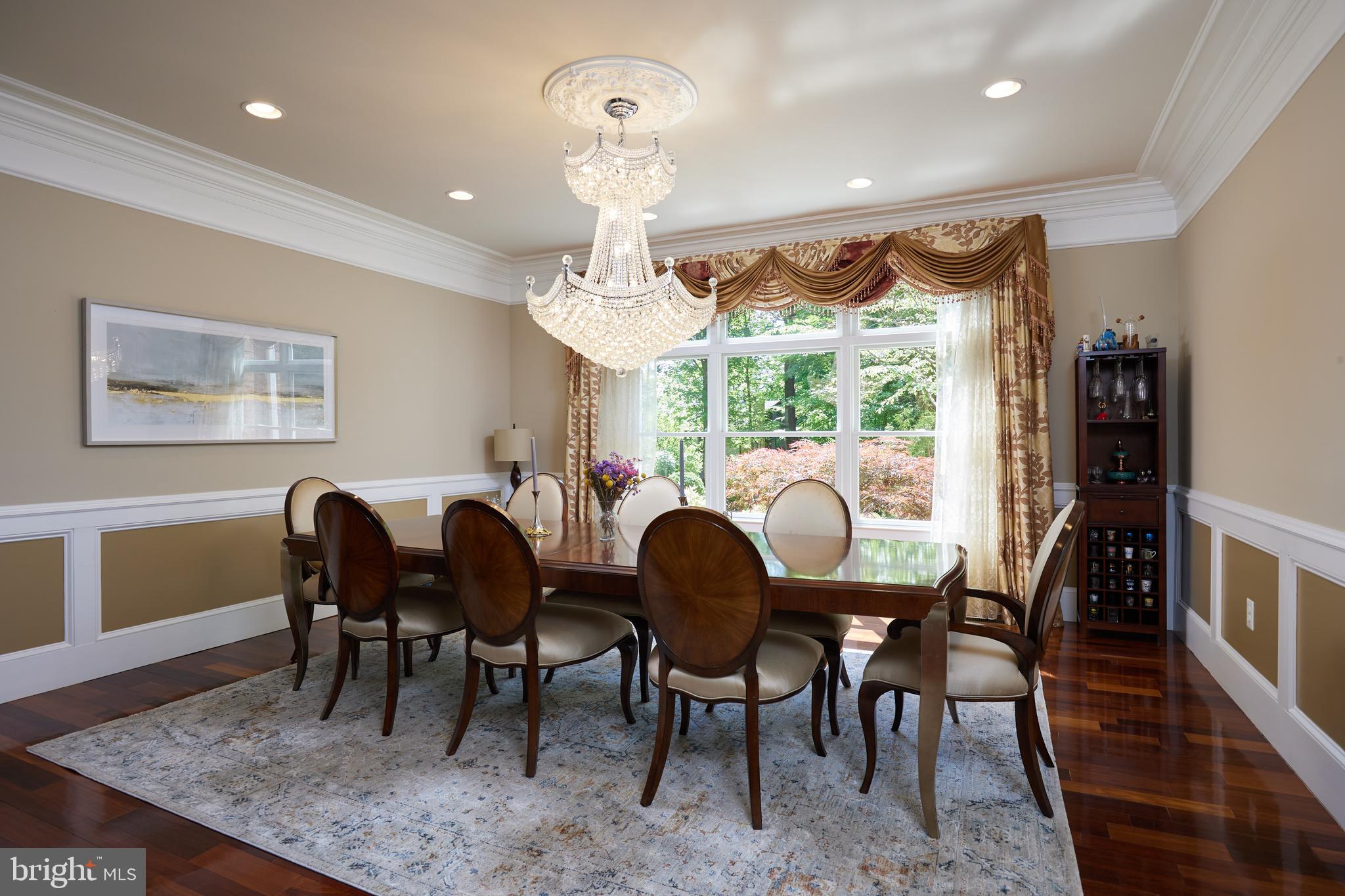 CONGRESSIONAL COUNTRY CLUB ESTATES - Residential