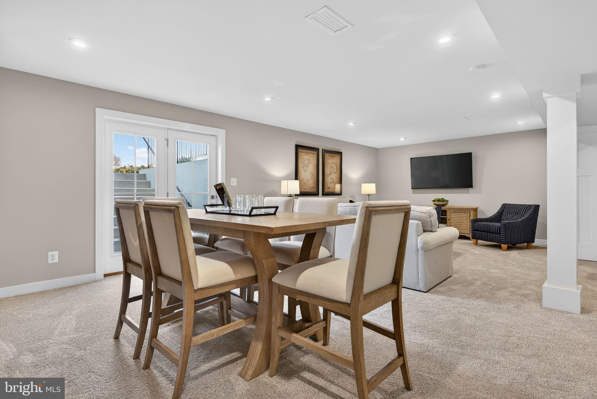 SUMMERSET MEADOWS - Residential