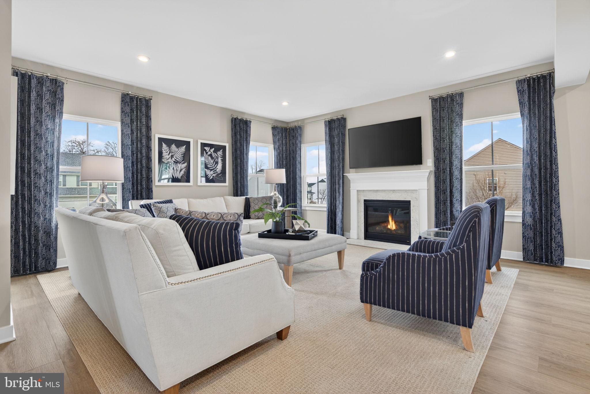 SUMMERSET MEADOWS - Residential