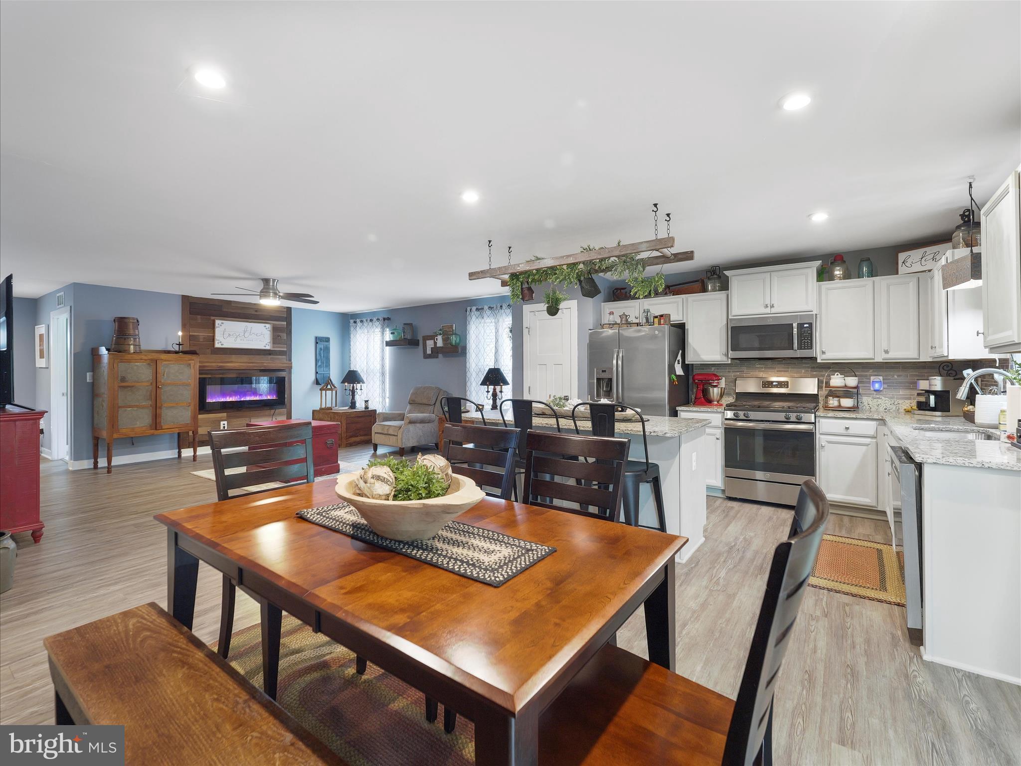 THE LAKES AT MARTINSBURG - Residential