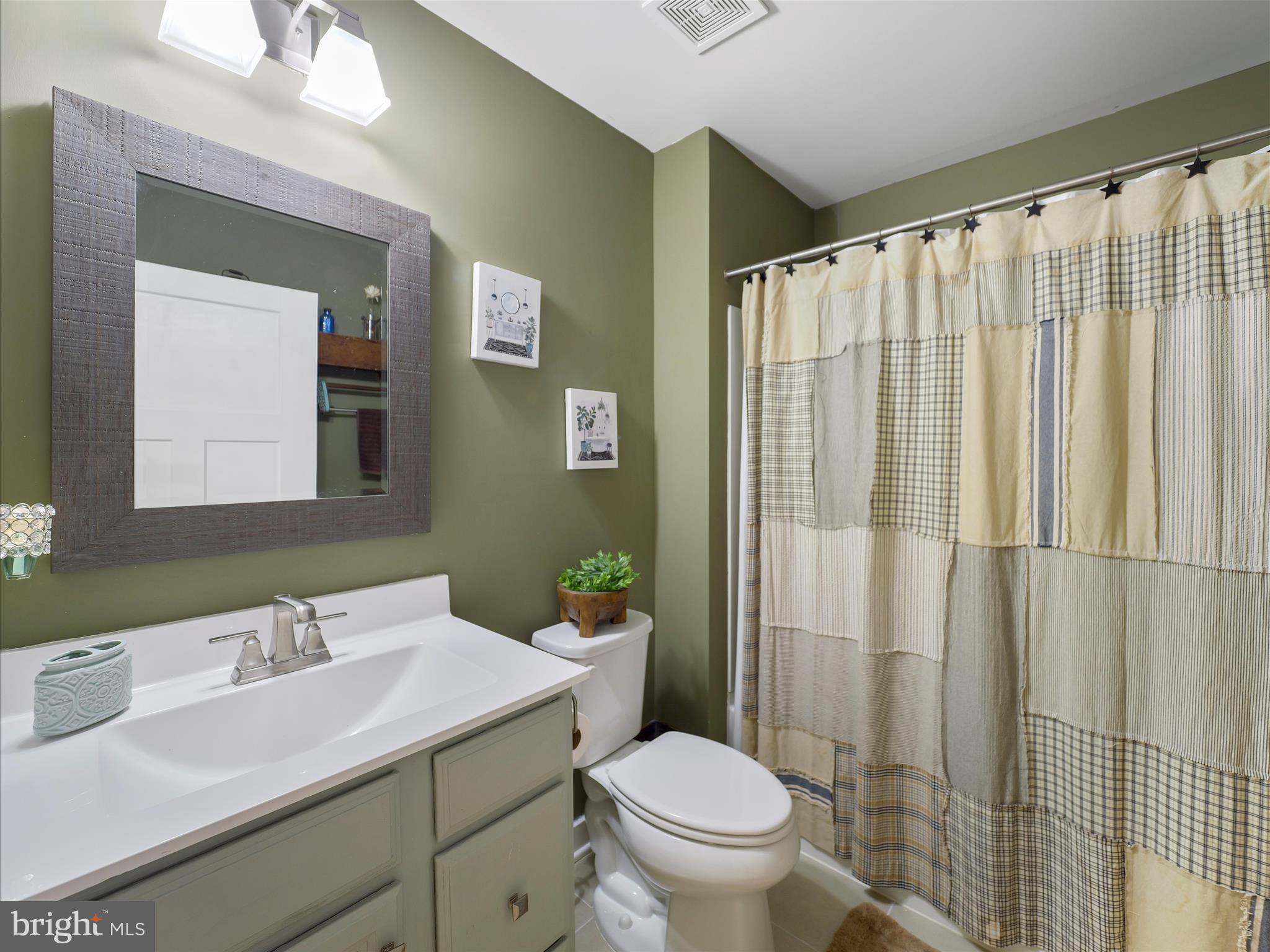 THE LAKES AT MARTINSBURG - Residential