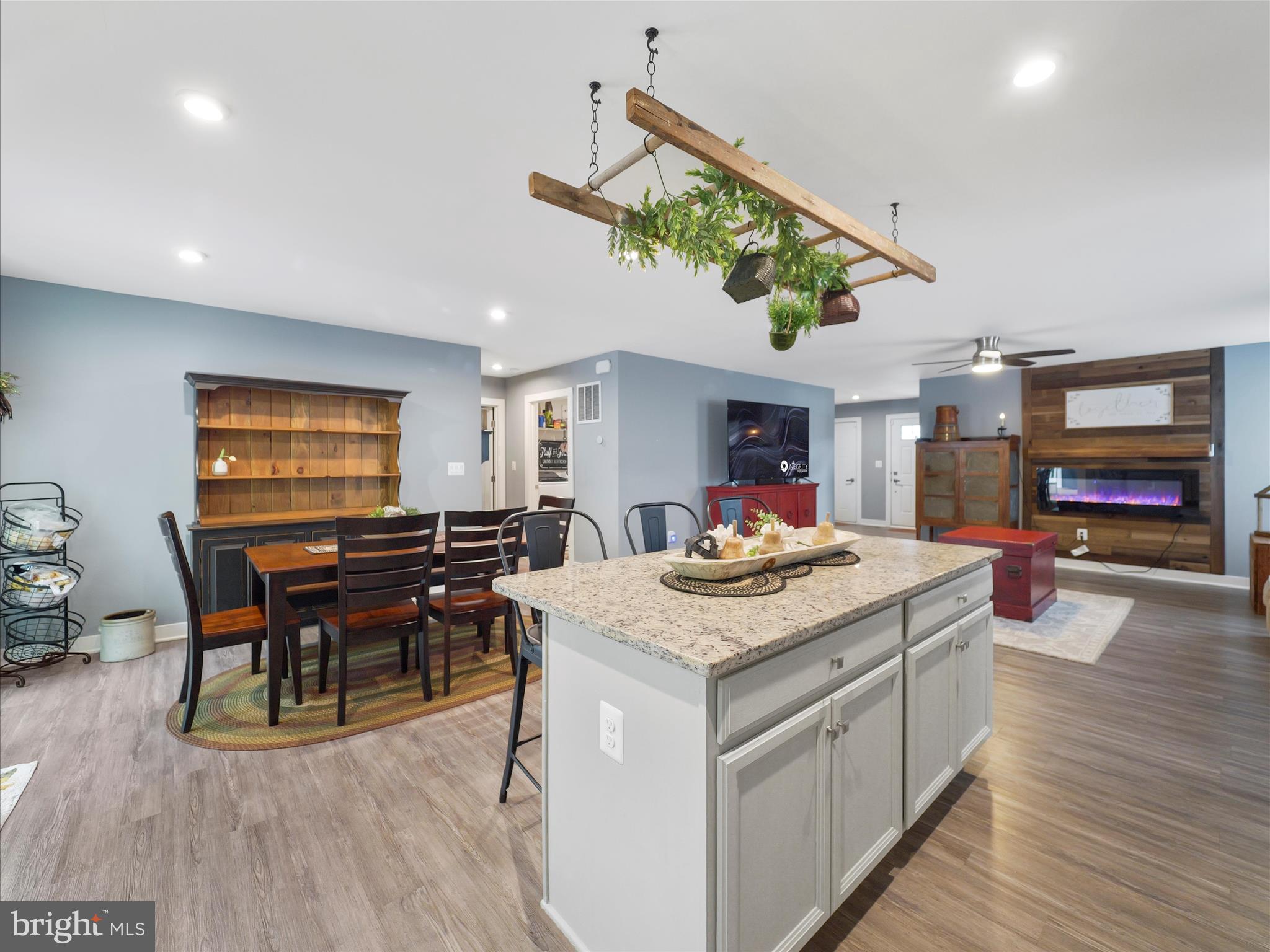 THE LAKES AT MARTINSBURG - Residential