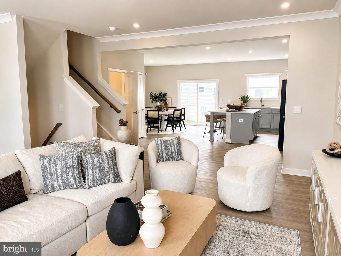 16 LYRIQ COURT