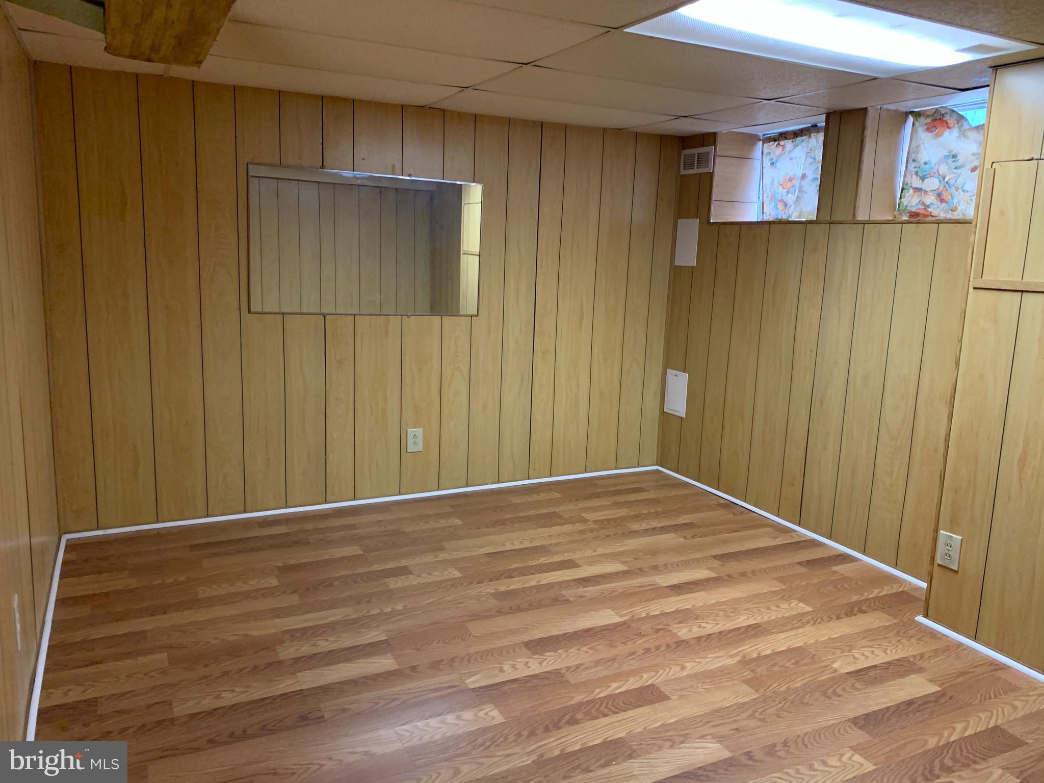 YALE HEIGHTS - Residential Lease