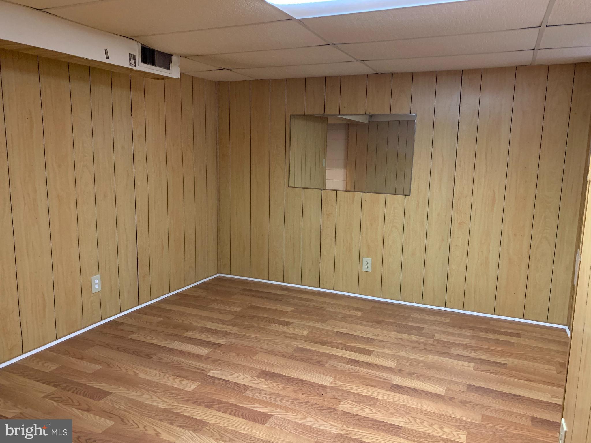 YALE HEIGHTS - Residential Lease