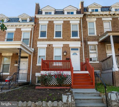 3028 PARK PLACE NW WASHINGTON DC 20001