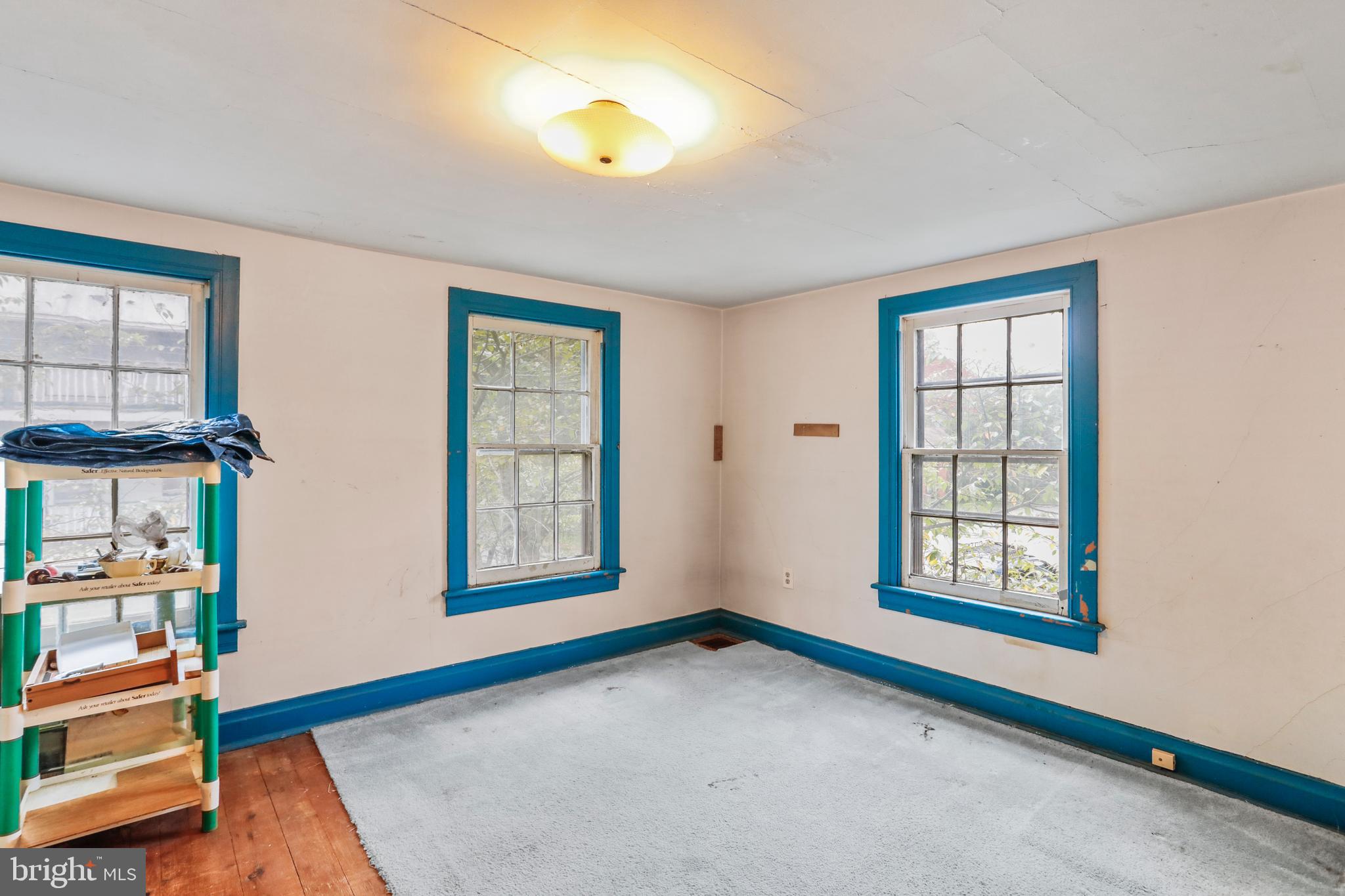 LEITERSBURG - Residential