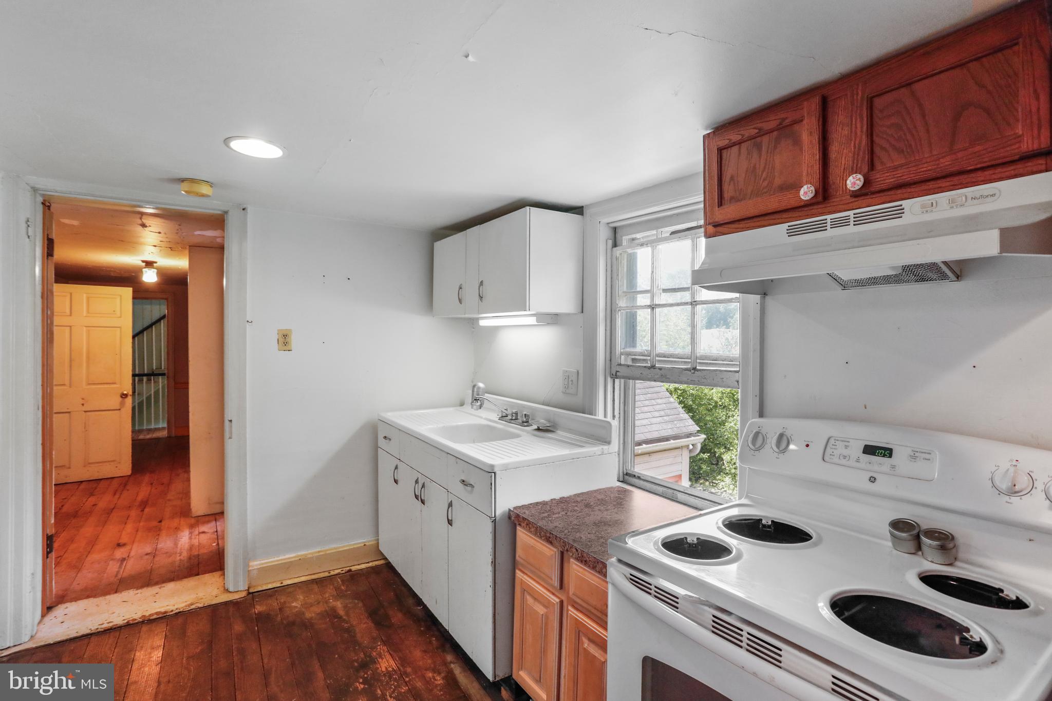 LEITERSBURG - Residential