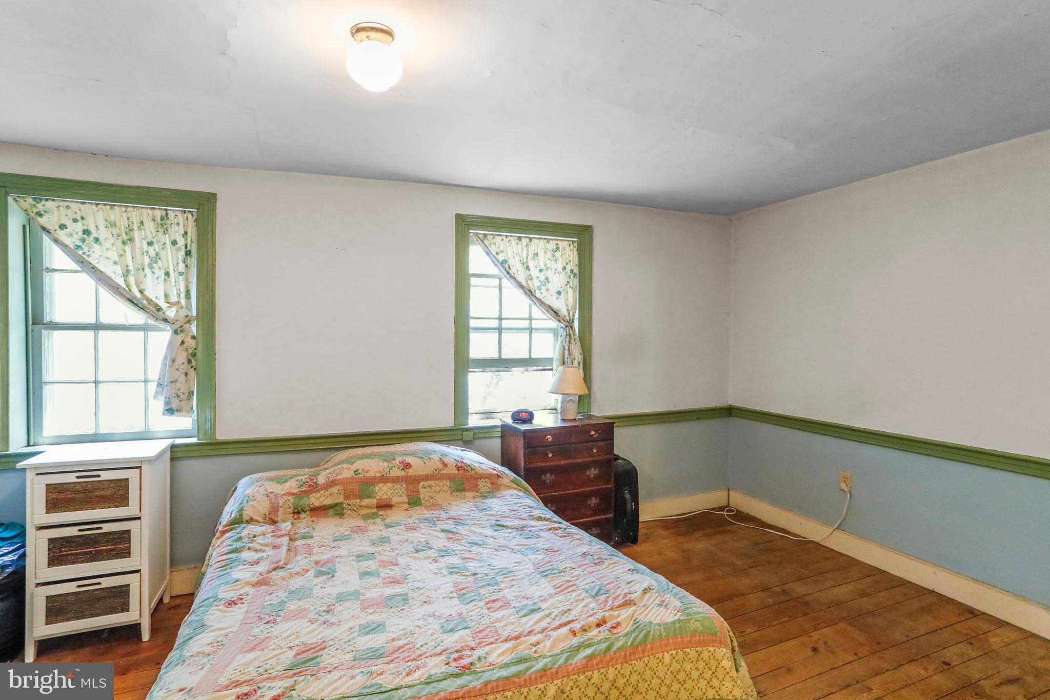 LEITERSBURG - Residential