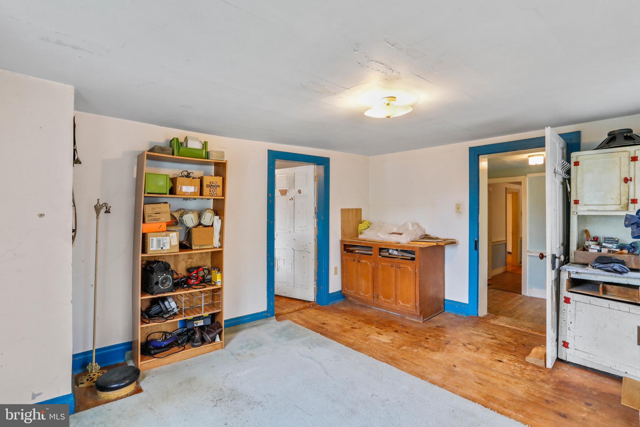 LEITERSBURG - Residential