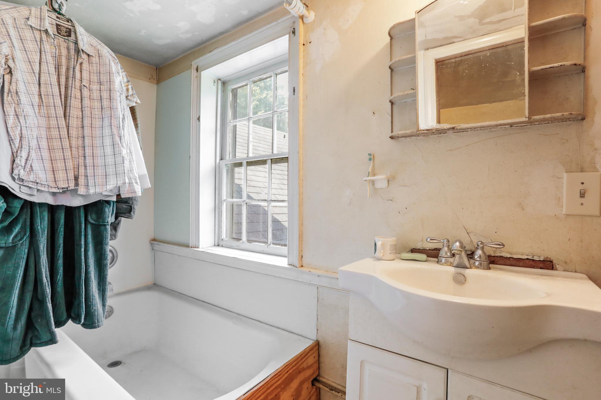 LEITERSBURG - Residential