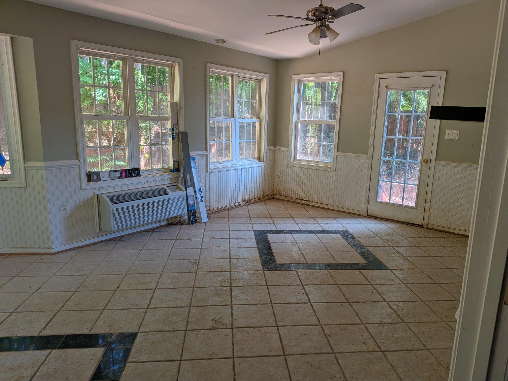 AQUIA HARBOUR - Residential