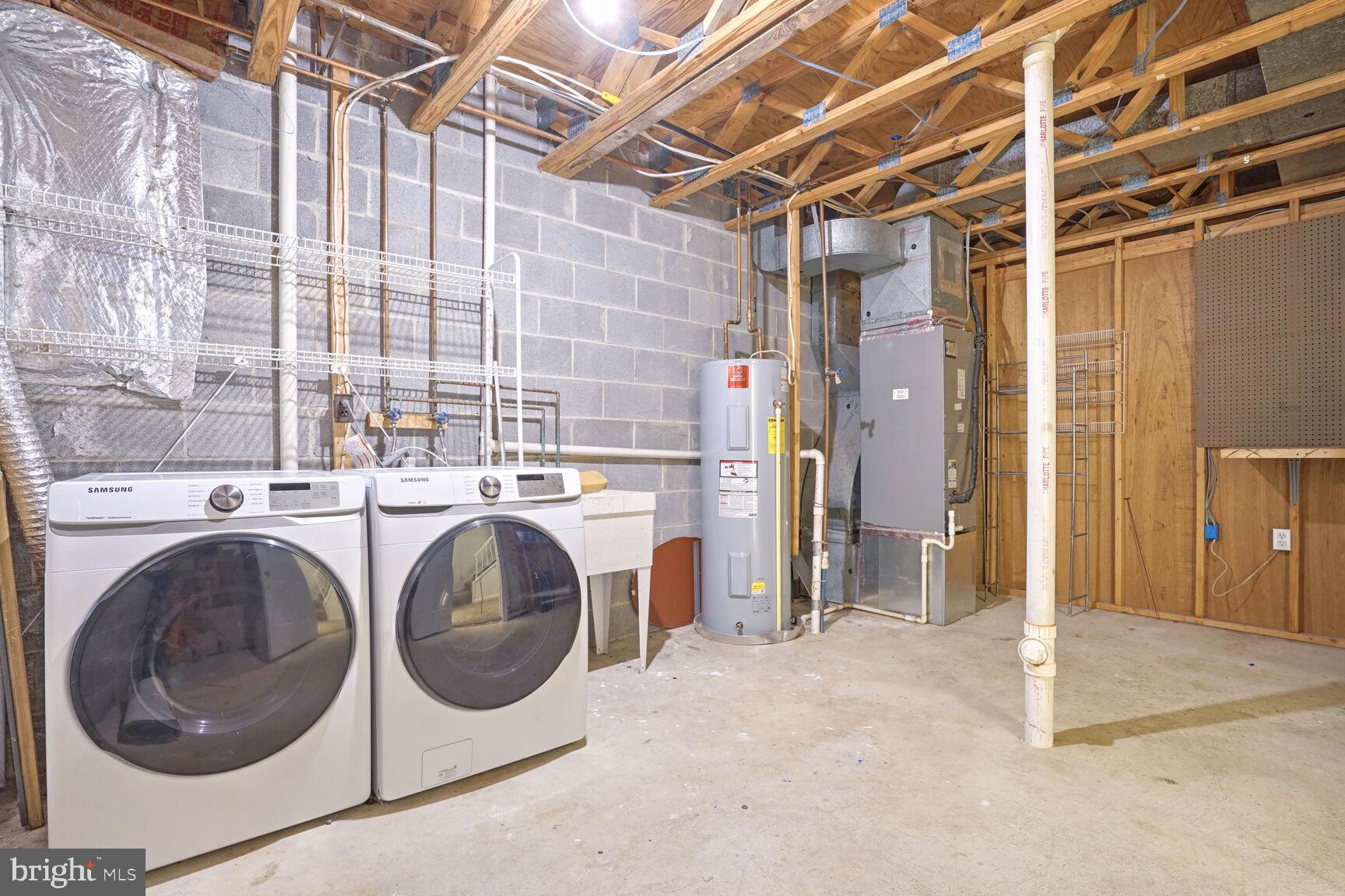 LAKE RIDGE - SPRINGWOODS - Residential Lease