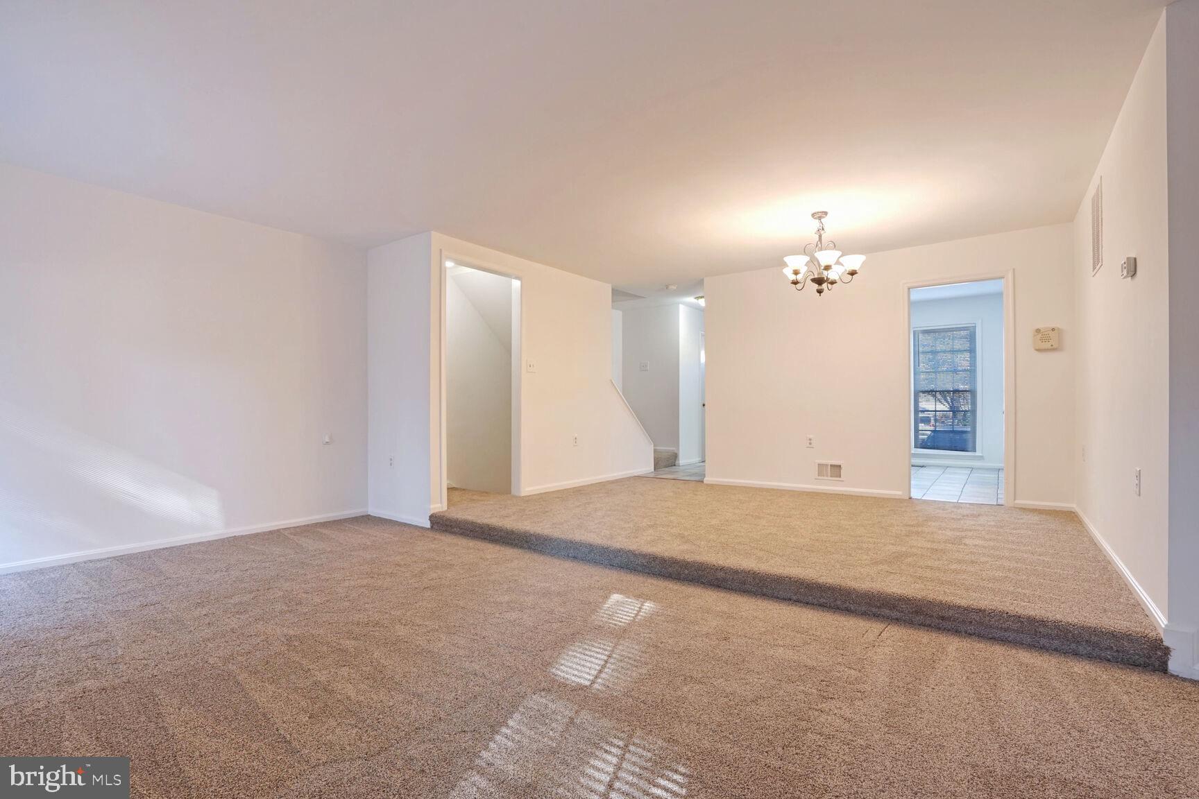 LAKE RIDGE - SPRINGWOODS - Residential Lease