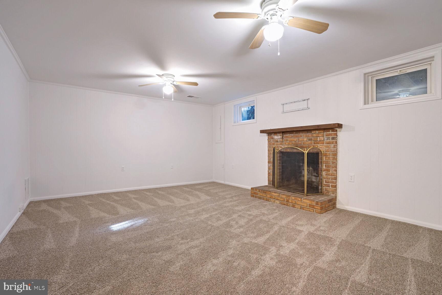 LAKE RIDGE - SPRINGWOODS - Residential Lease