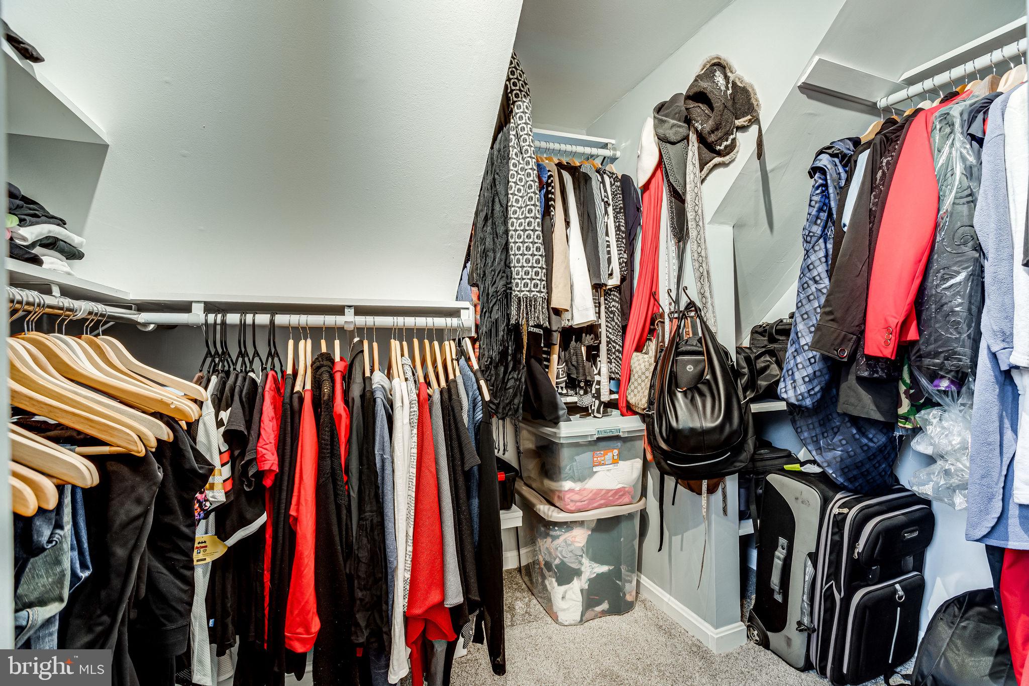 RIVERDALE PARK - Residential