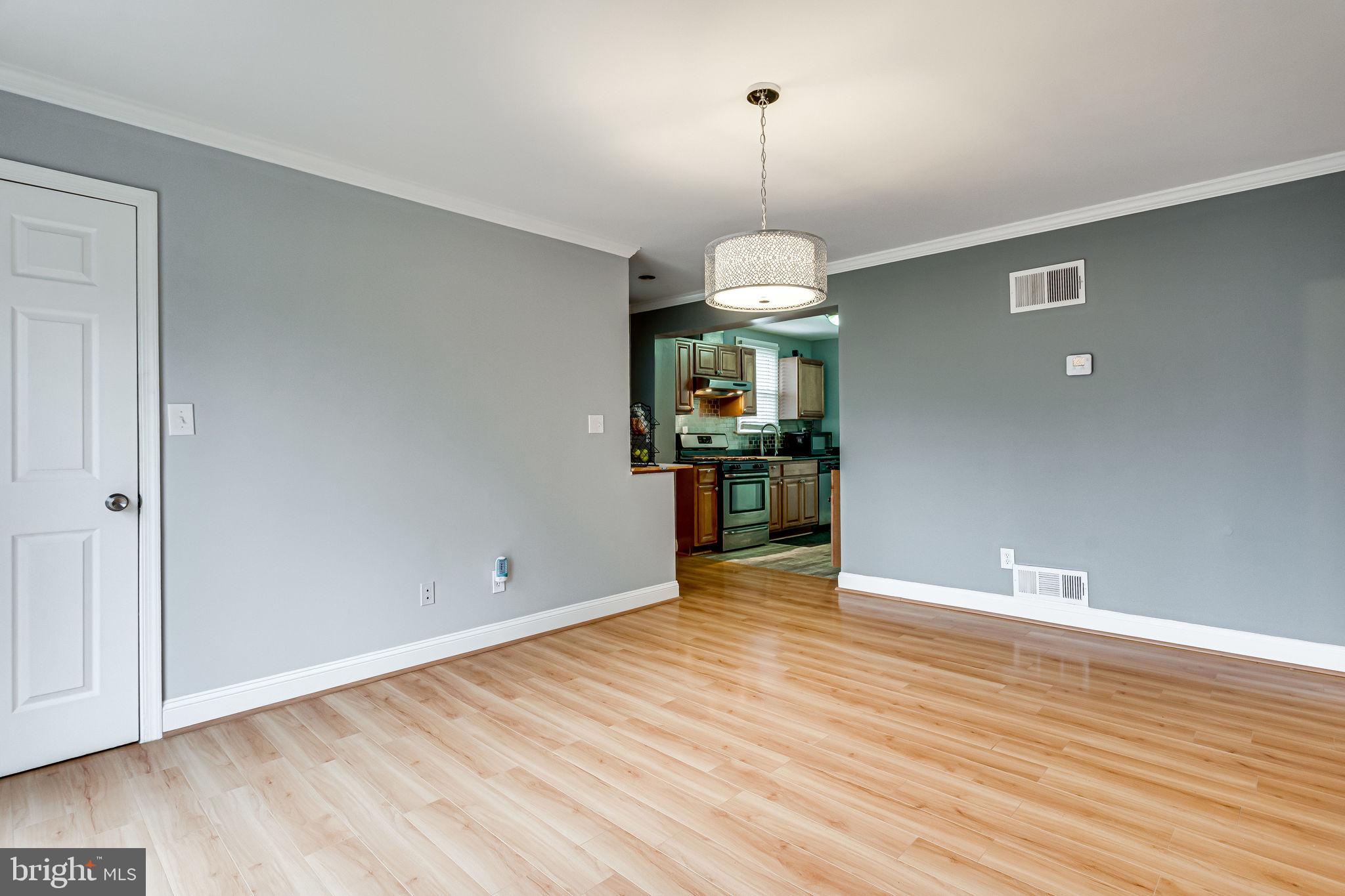 RIVERDALE PARK - Residential