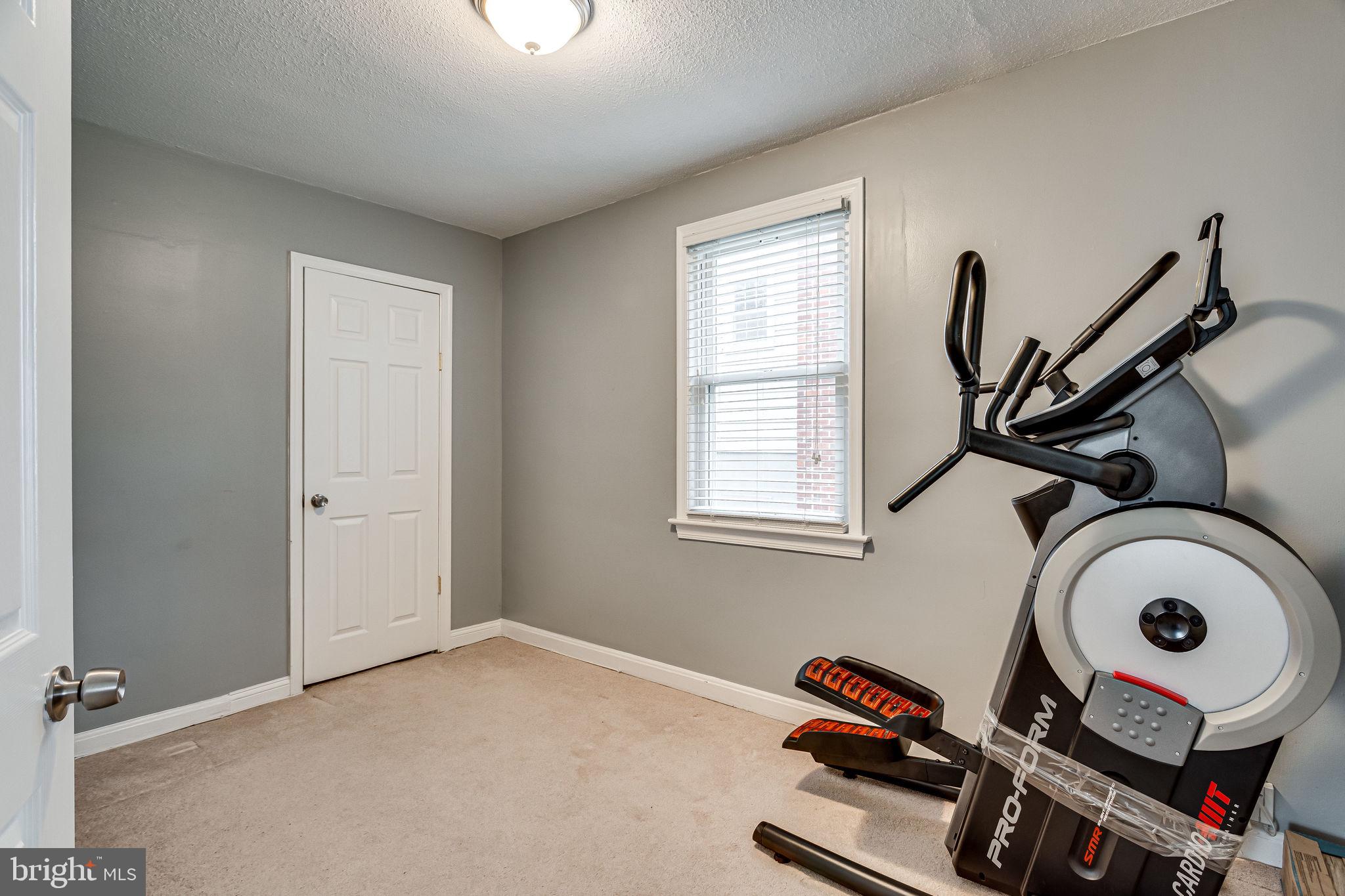 RIVERDALE PARK - Residential