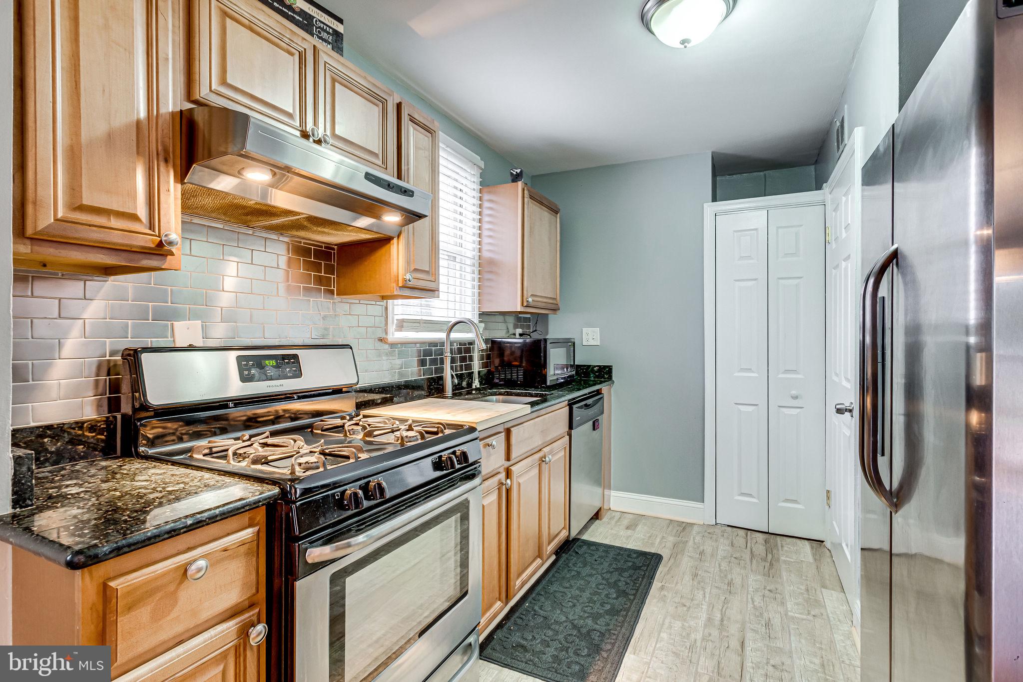 RIVERDALE PARK - Residential