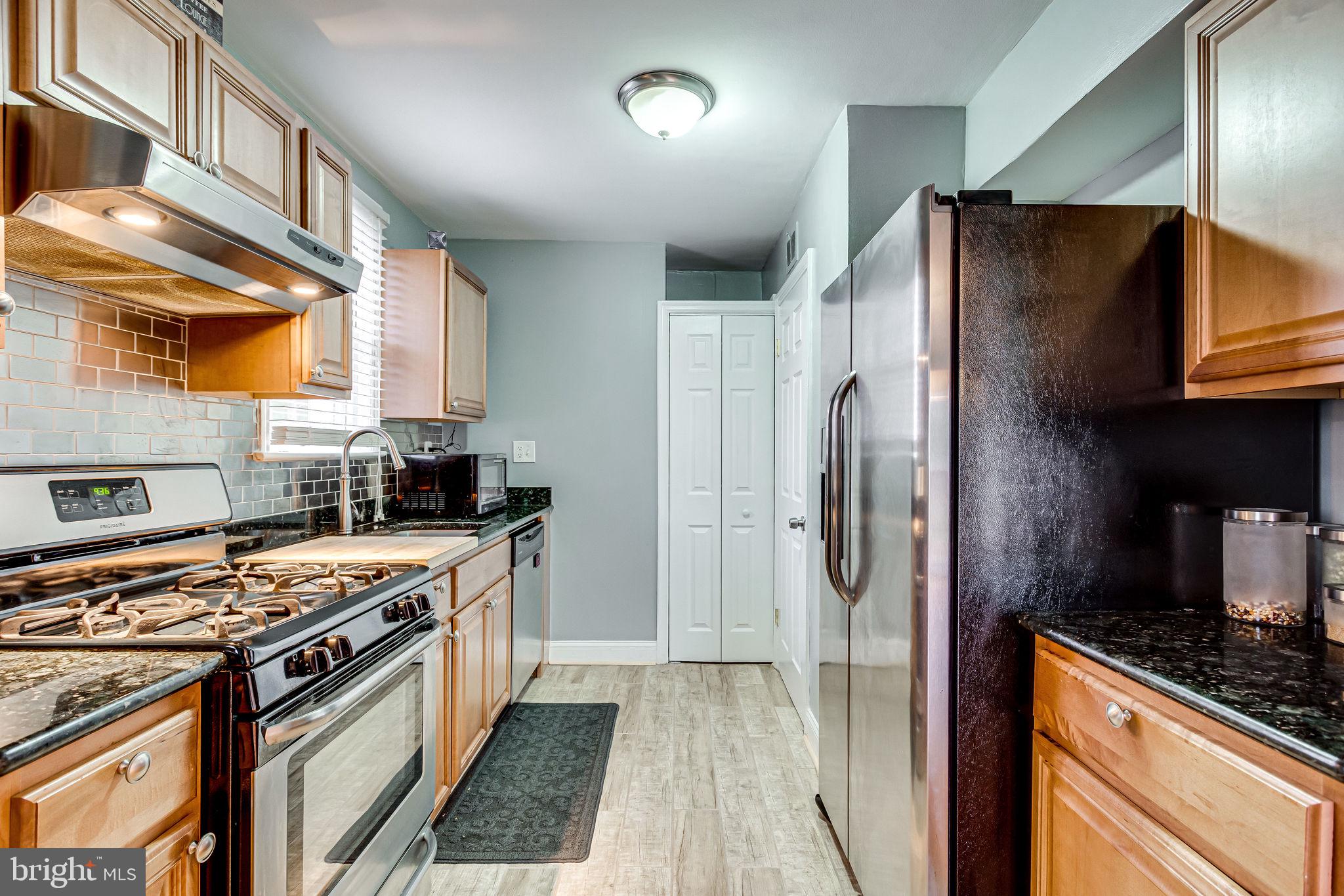 RIVERDALE PARK - Residential