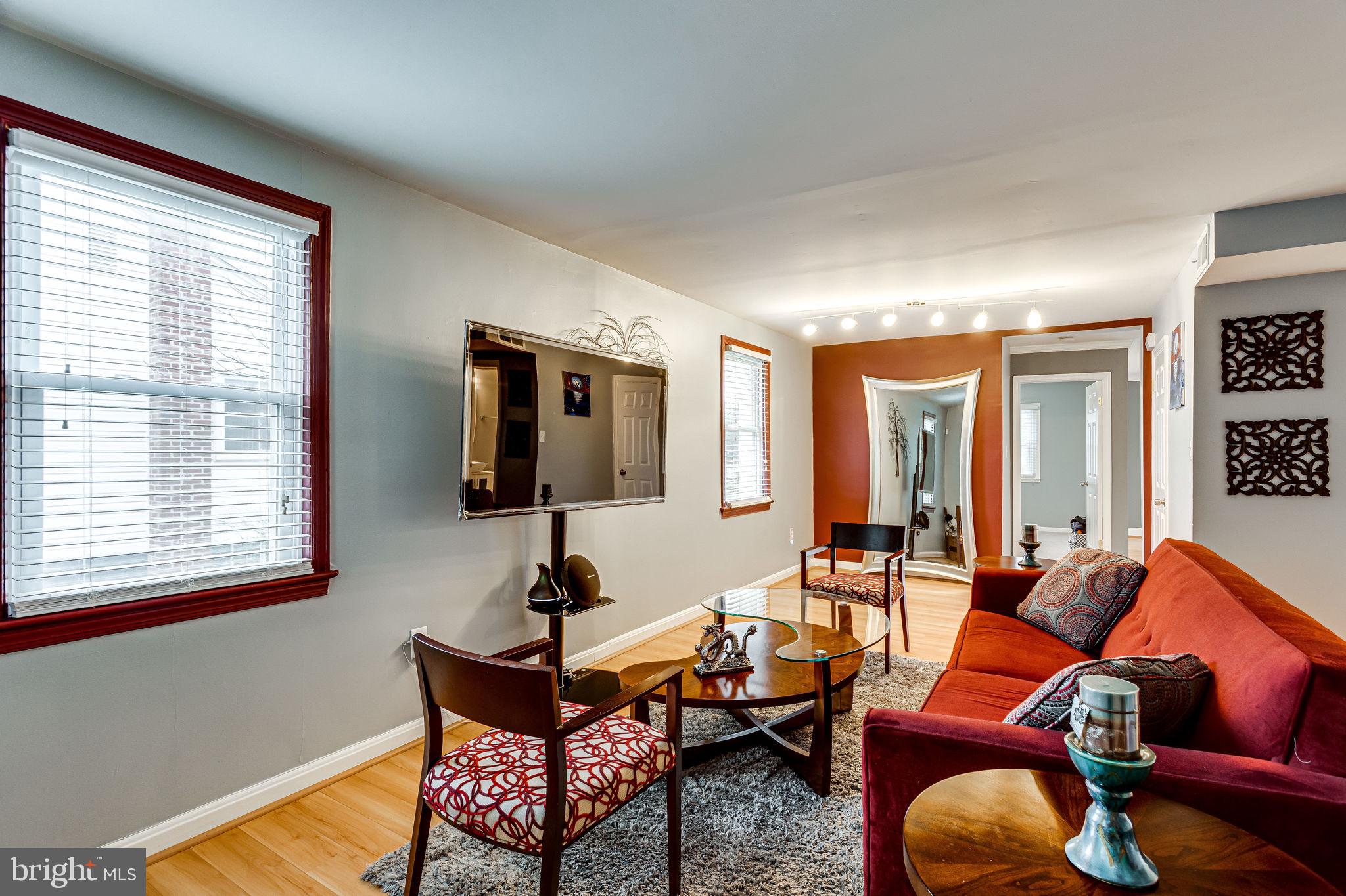 RIVERDALE PARK - Residential