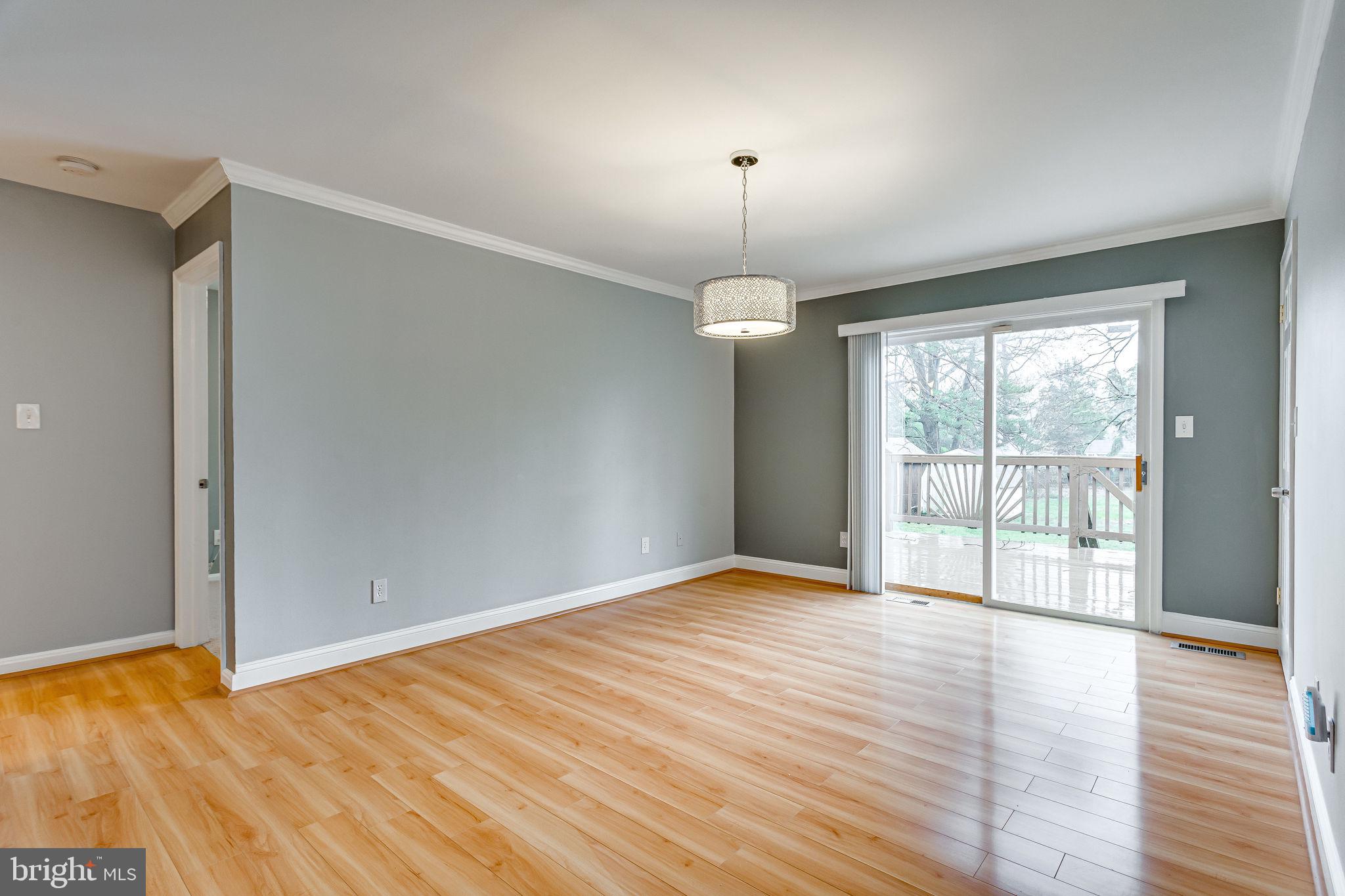 RIVERDALE PARK - Residential