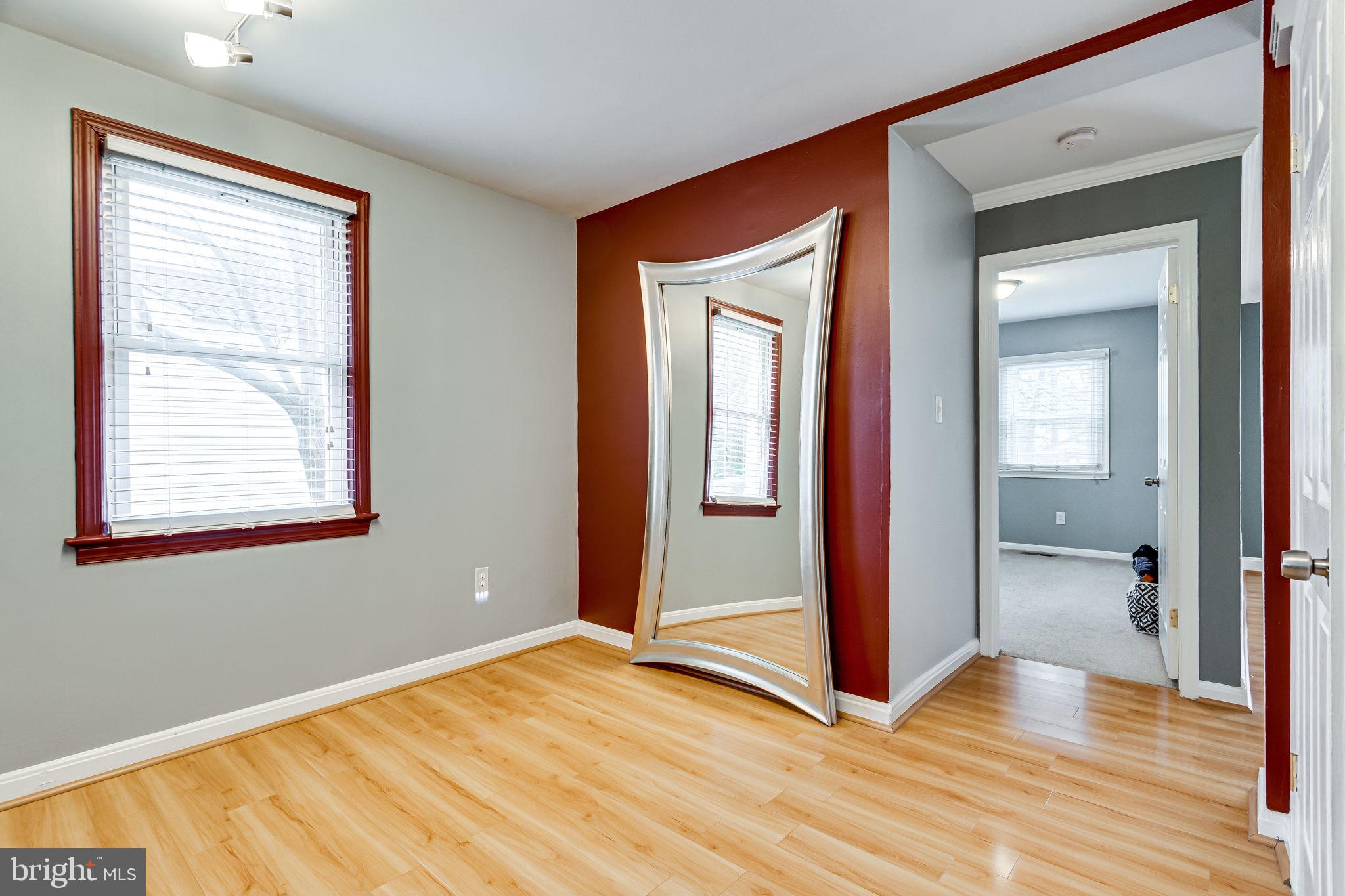 RIVERDALE PARK - Residential