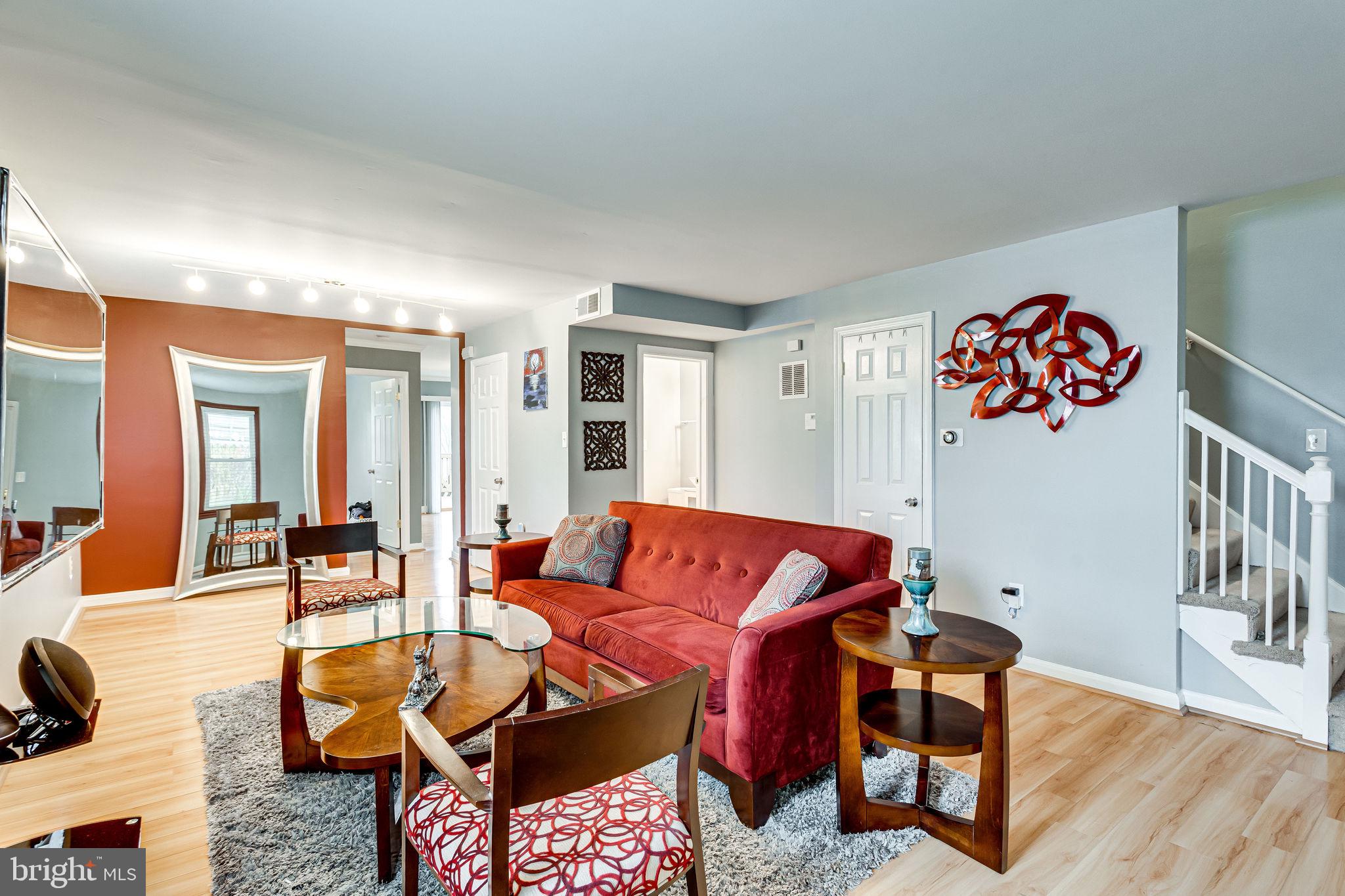 RIVERDALE PARK - Residential