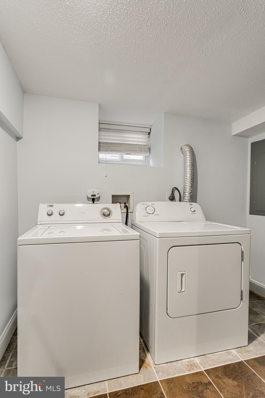 RIVERDALE PARK - Residential