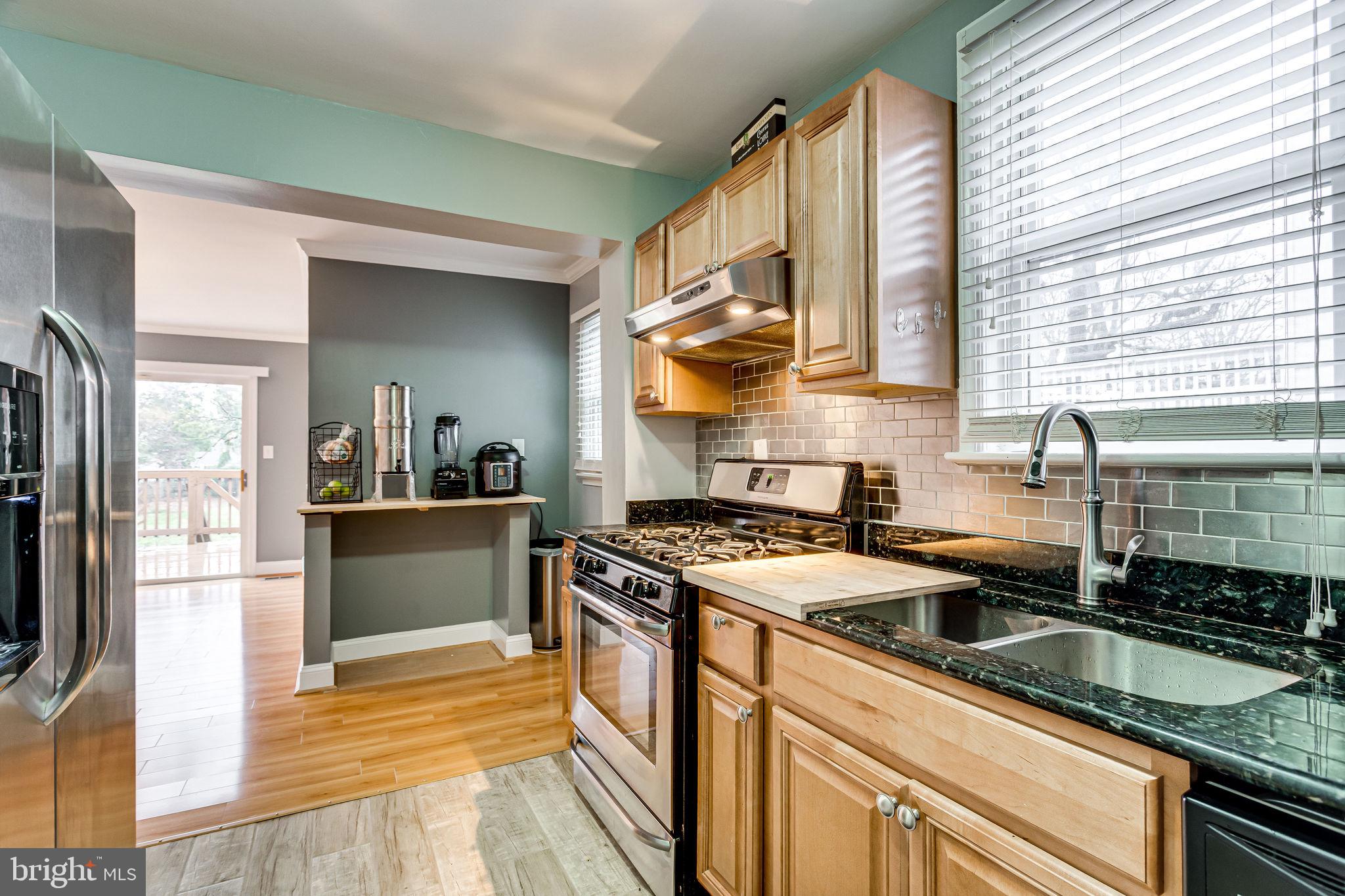 RIVERDALE PARK - Residential