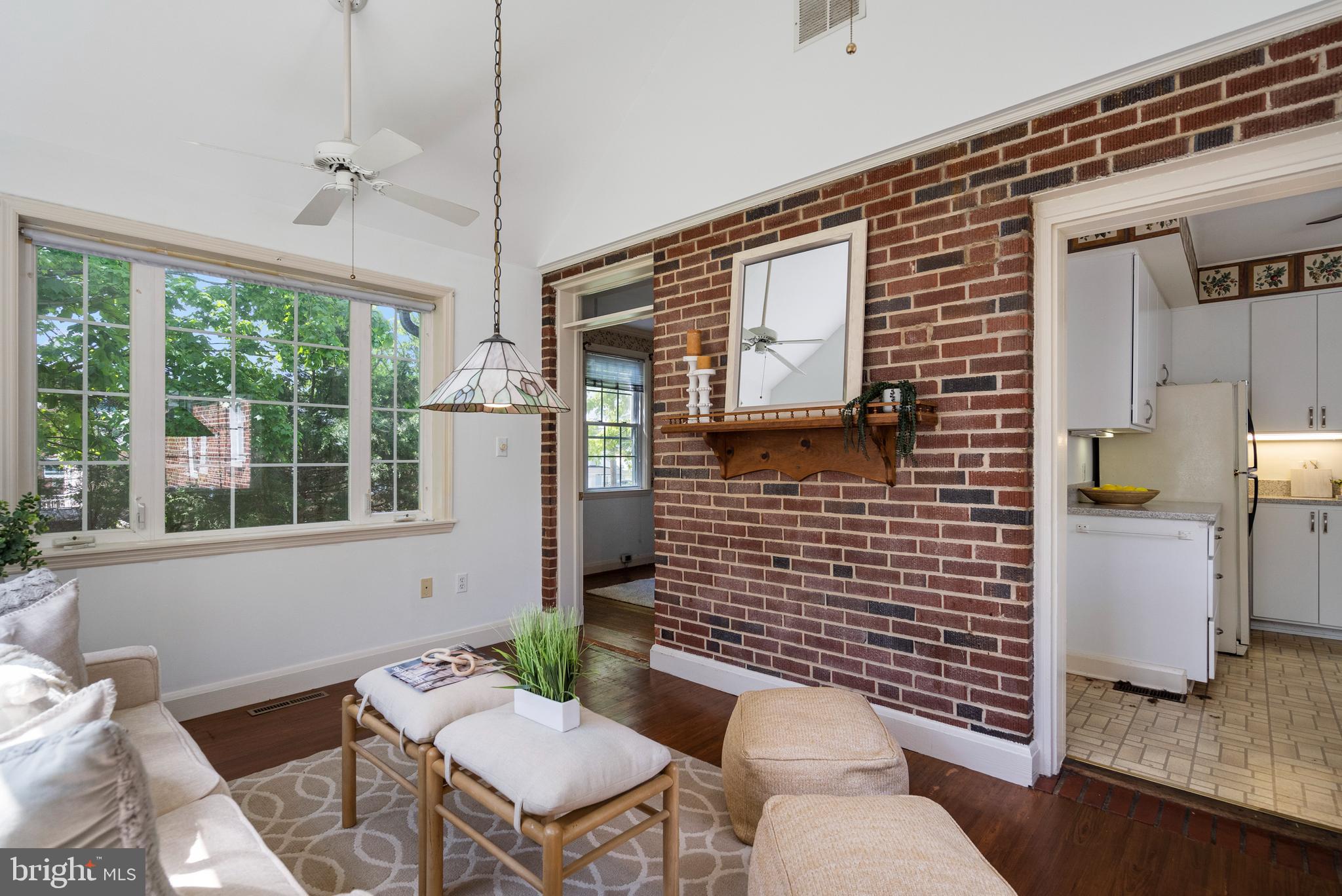 HILLENDALE PARK - Residential